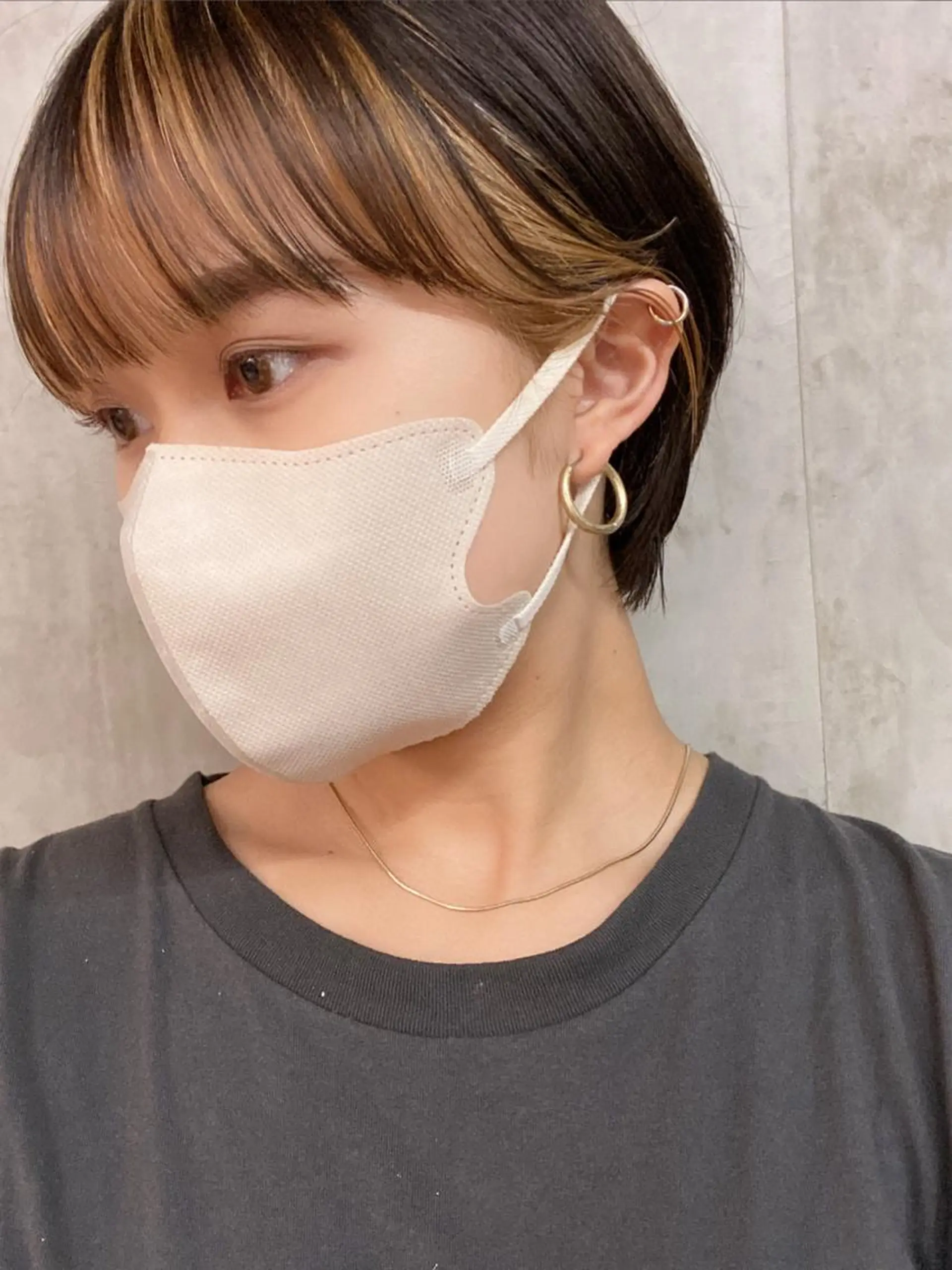 ショート カラー SALTWATER AYARIのヘアスタイル