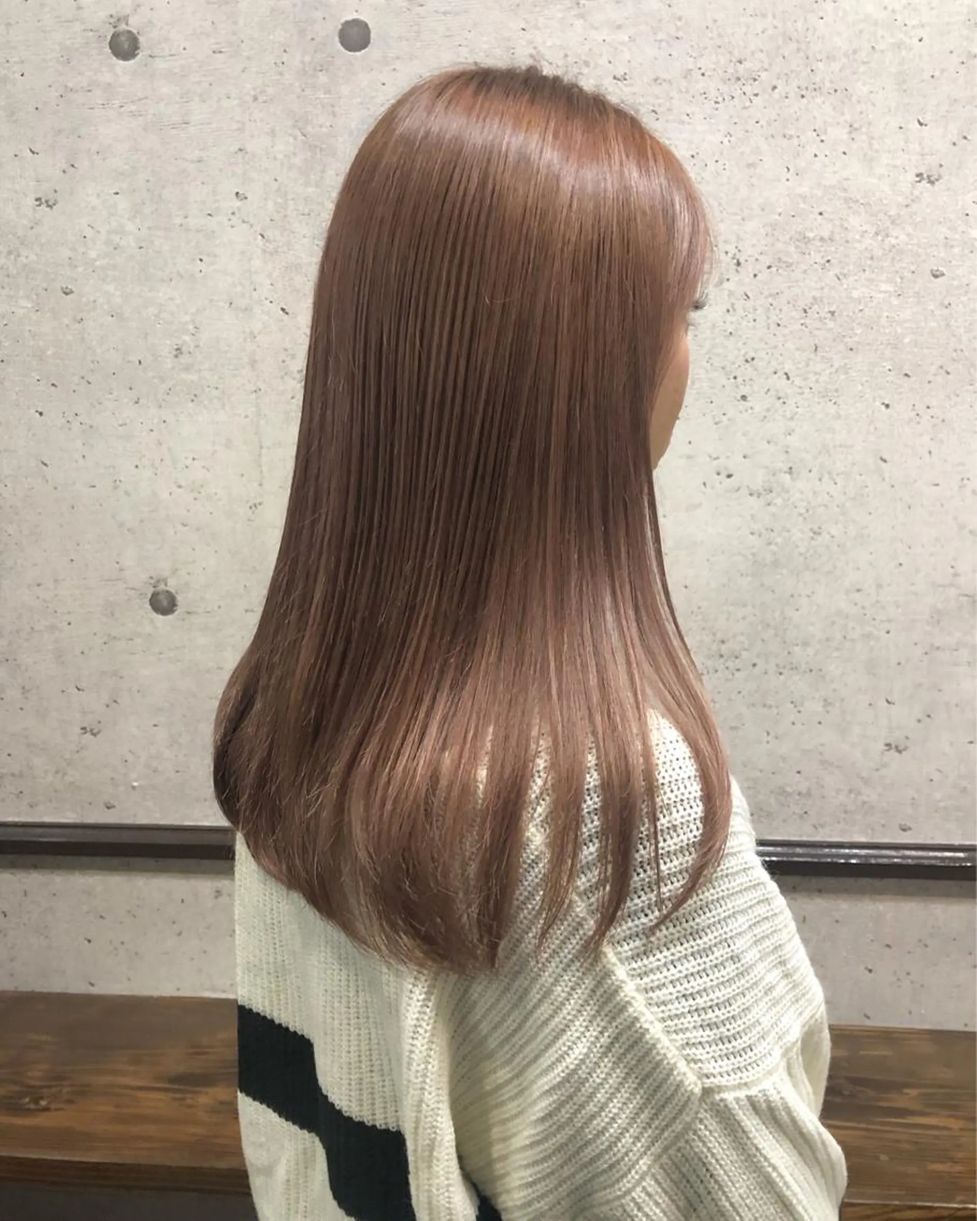 カラー ベージュカラー ピンクカラー ピンクベージュ カット ヘアカラー 縮毛矯正 トリートメント 江原 彩華のヘアスタイル