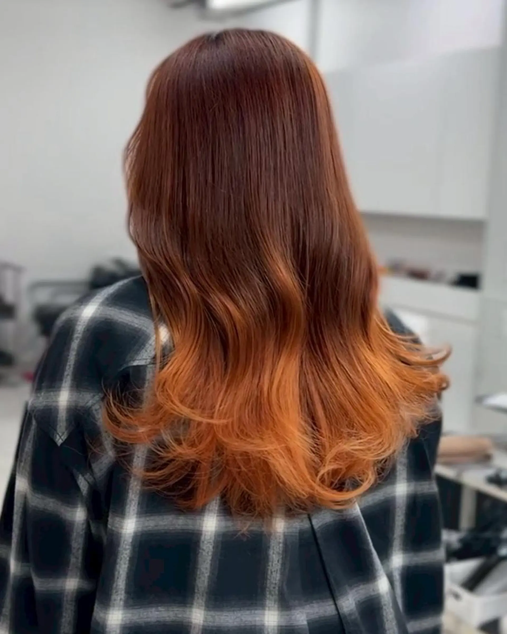 セミロング カラー お団子ヘア ショートボブ アッシュ ミストバング ベージュカラー 【公式】amble luxe池袋東口🩷のヘアスタイル