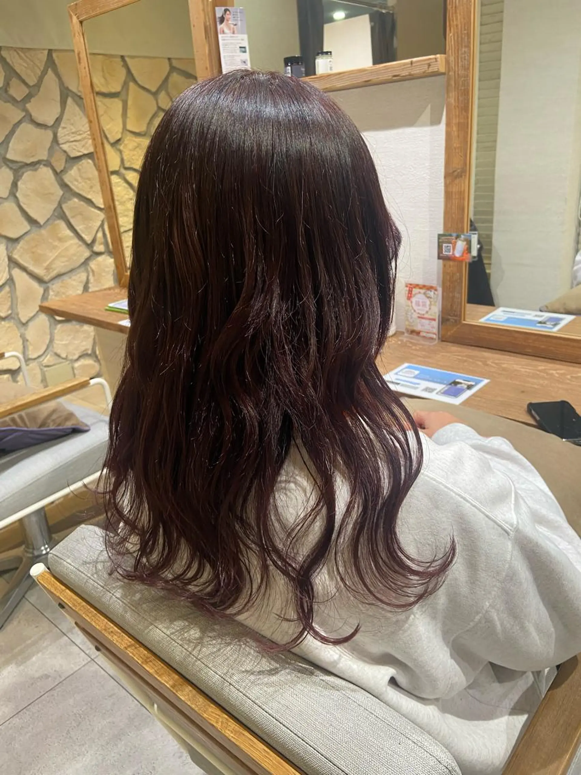 ミディアム カラー ヘアカラー ハラダ ヒナミのヘアスタイル
