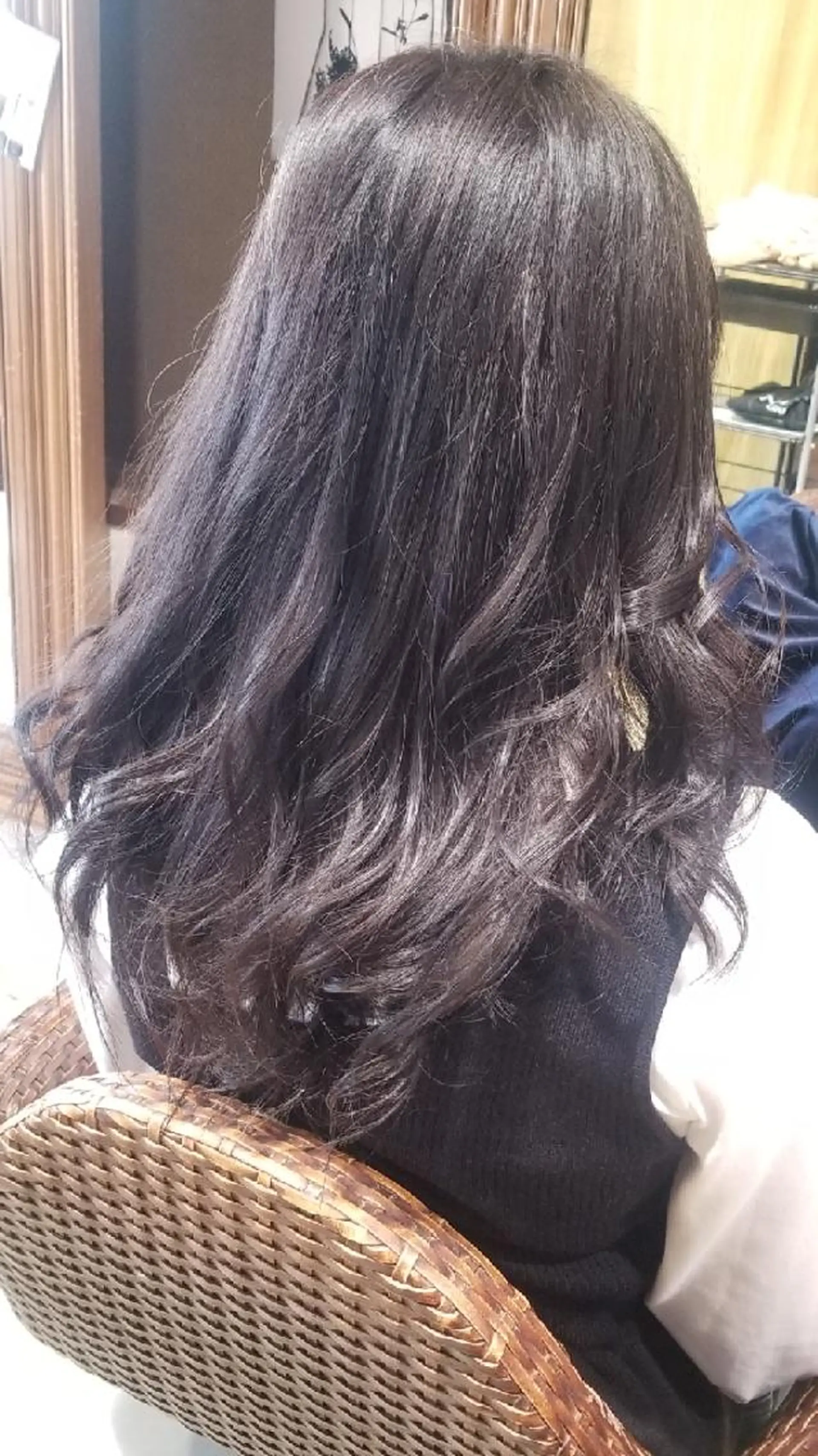 ロング ヘアカラー 高口 雅のヘアスタイル