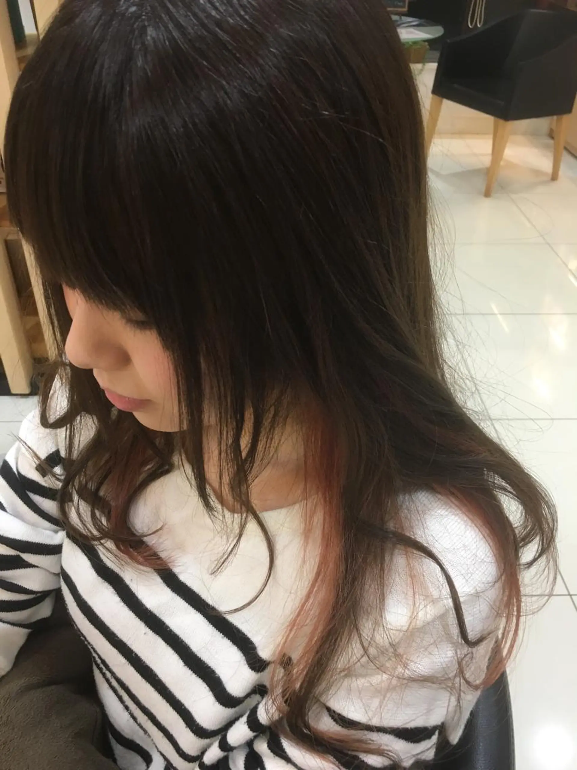 セミロング ロング カラー ブリーチ ピンクカラー バイオレットカラー 永井 大希のヘアスタイル