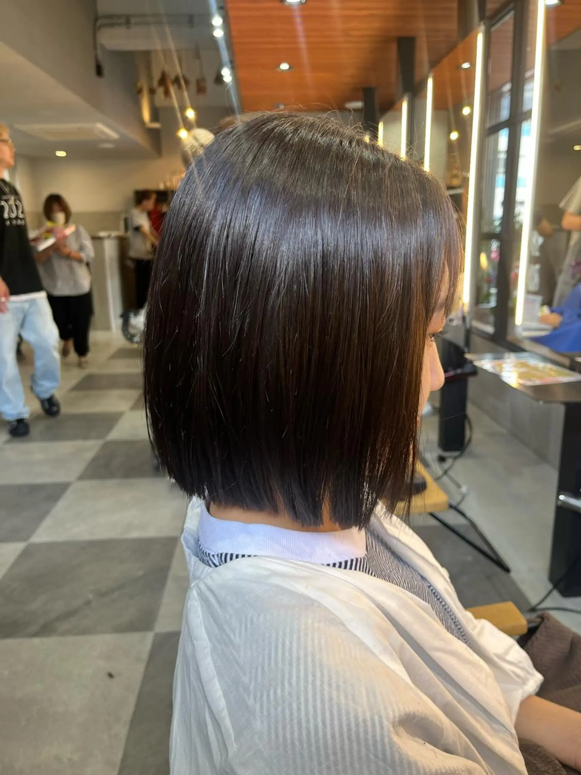 ミディアム カット 縮毛矯正/髪質改善/ ハイトーン/Makoのヘアスタイル