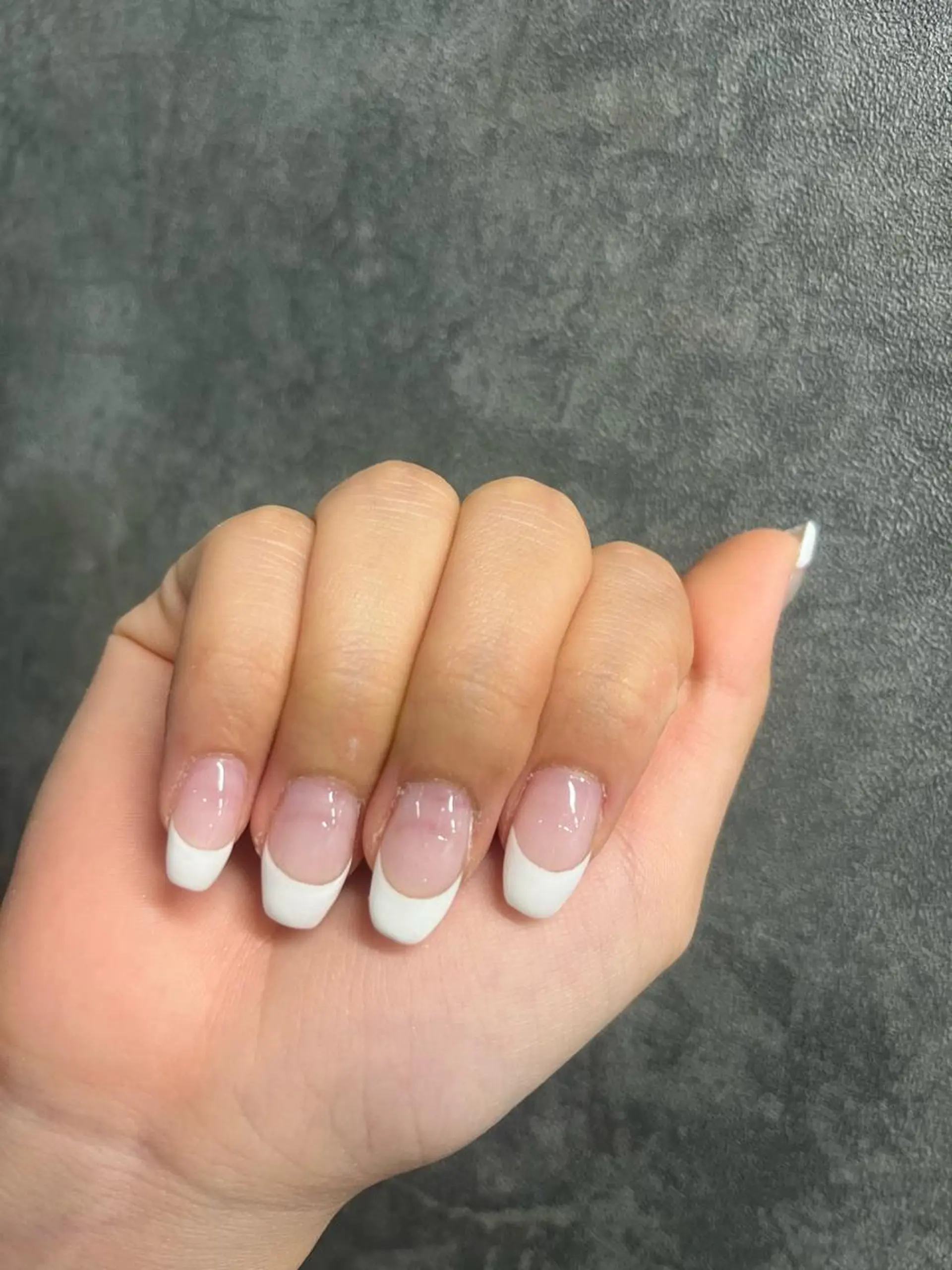 ネイル フレンチネイル aloalo MIKAのネイルデザイン