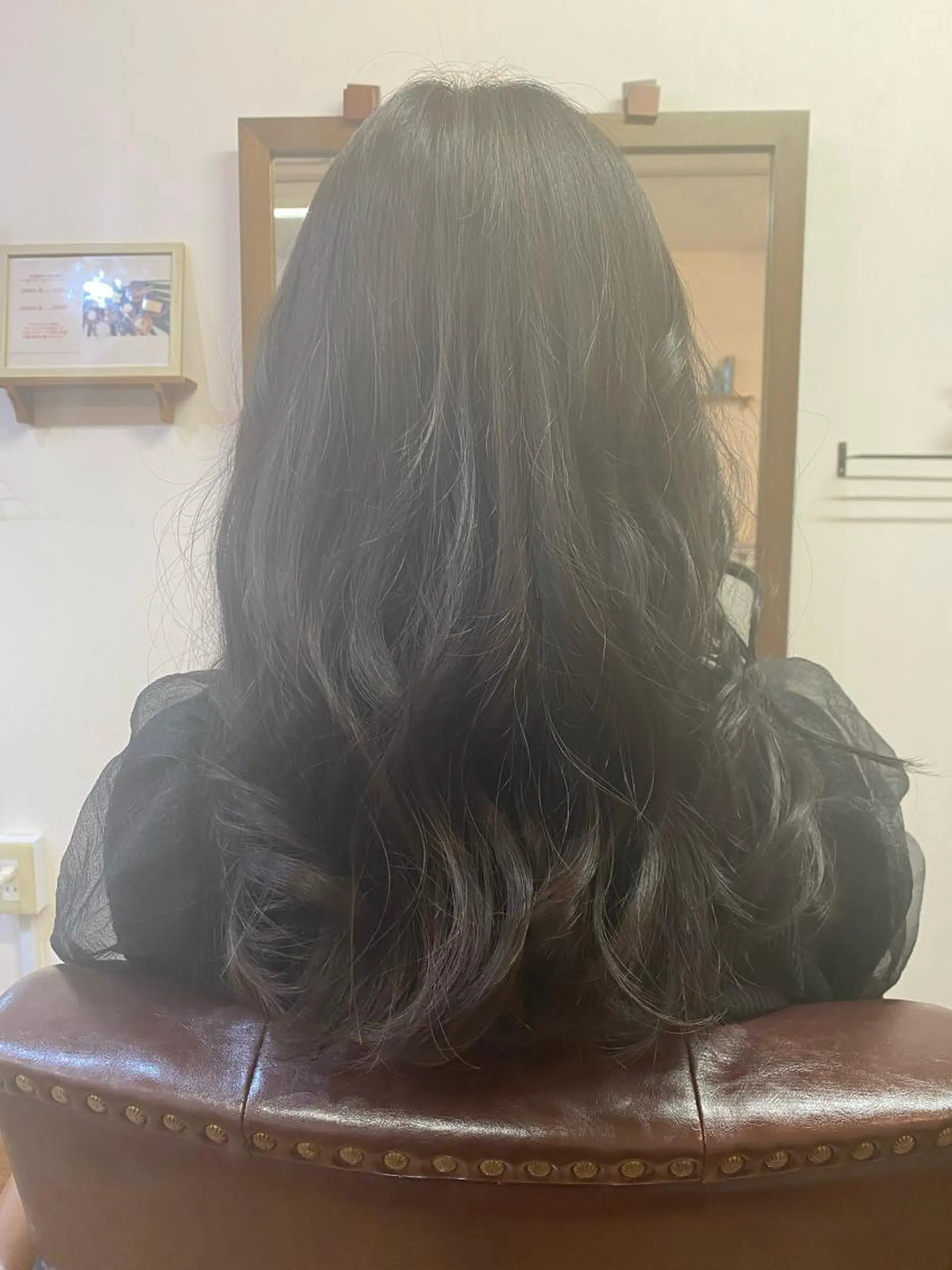 ロング カラー 黒髪 神谷 知紀のヘアスタイル