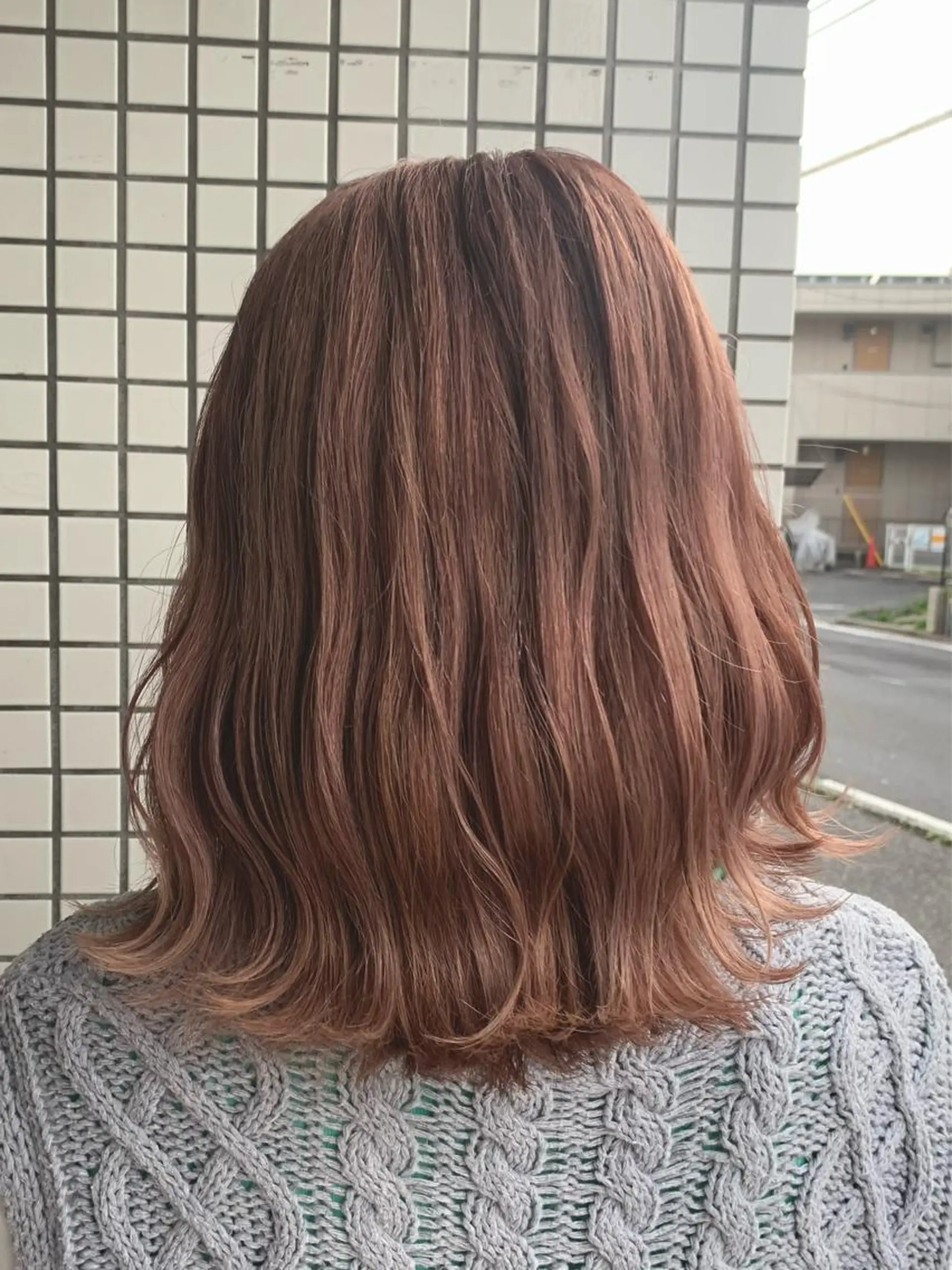 ミディアム カラー バレイヤージュ ブリーチ ケアブリーチ ダブルカラー イヤリングカラー カット ヘアカラー 🌷かわばた めい🌷のヘアスタイル
