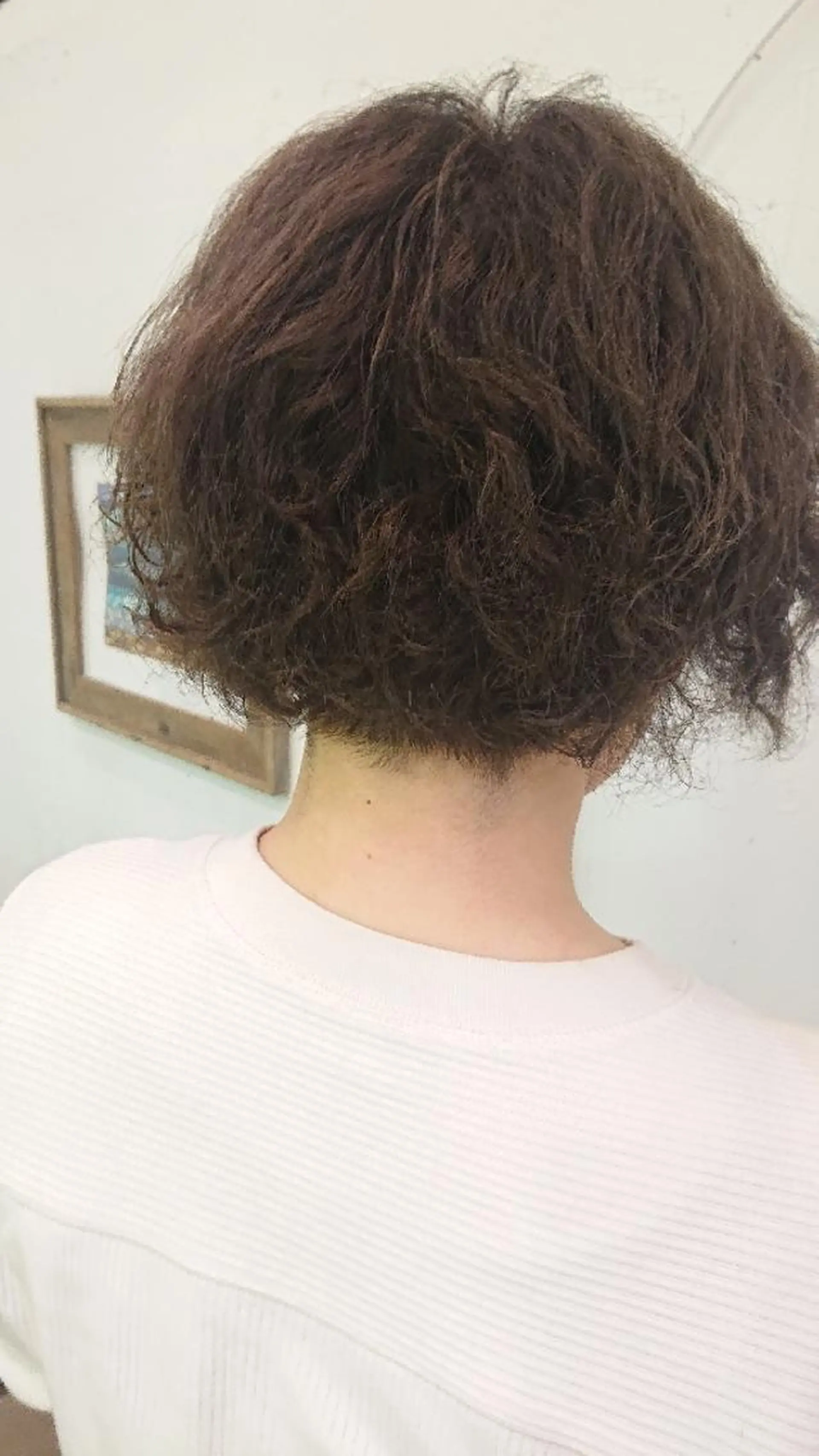 ショート カラー アッシュ 山口 彩海のヘアスタイル