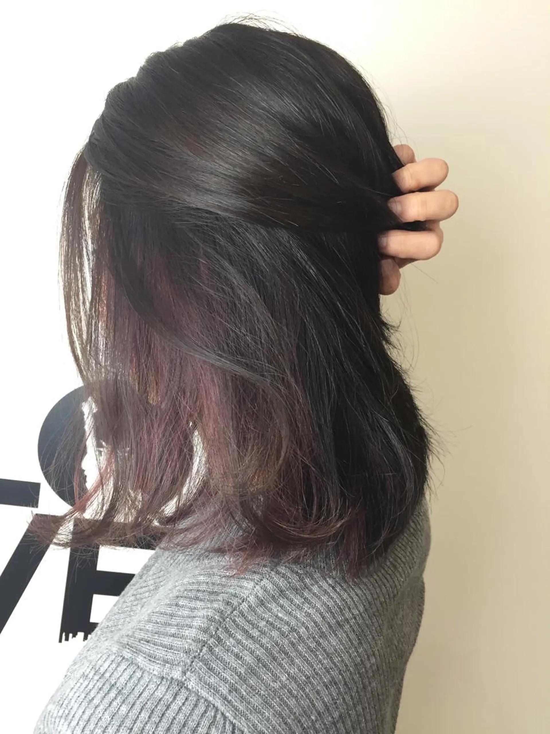 ミディアム カラー インナーカラー バイオレットカラー ヘアカラー ✂️小顔カット✂️ 山本有紀のヘアスタイル