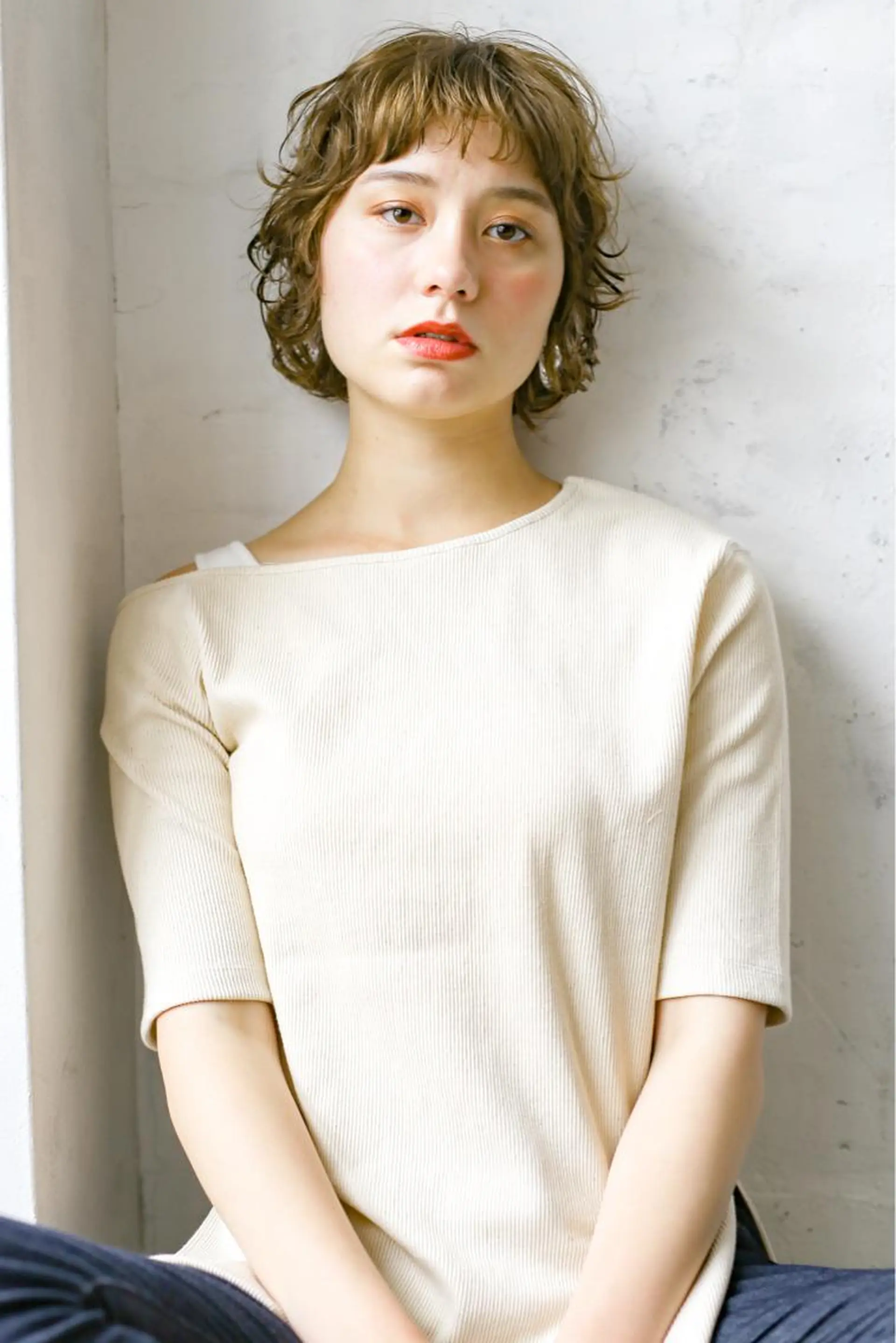 ショート カラー ベージュカラー 榎園 由美のヘアスタイル