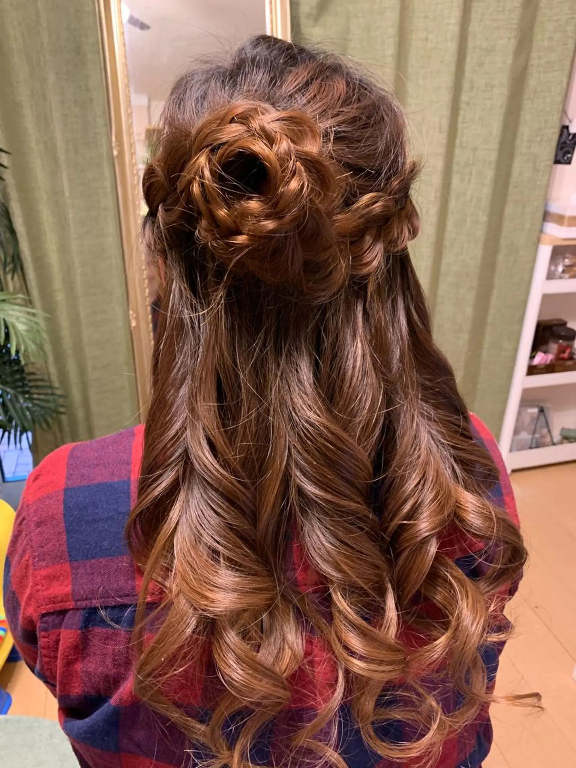 ヘアアレンジ LAVISH nail salonのネイルデザイン