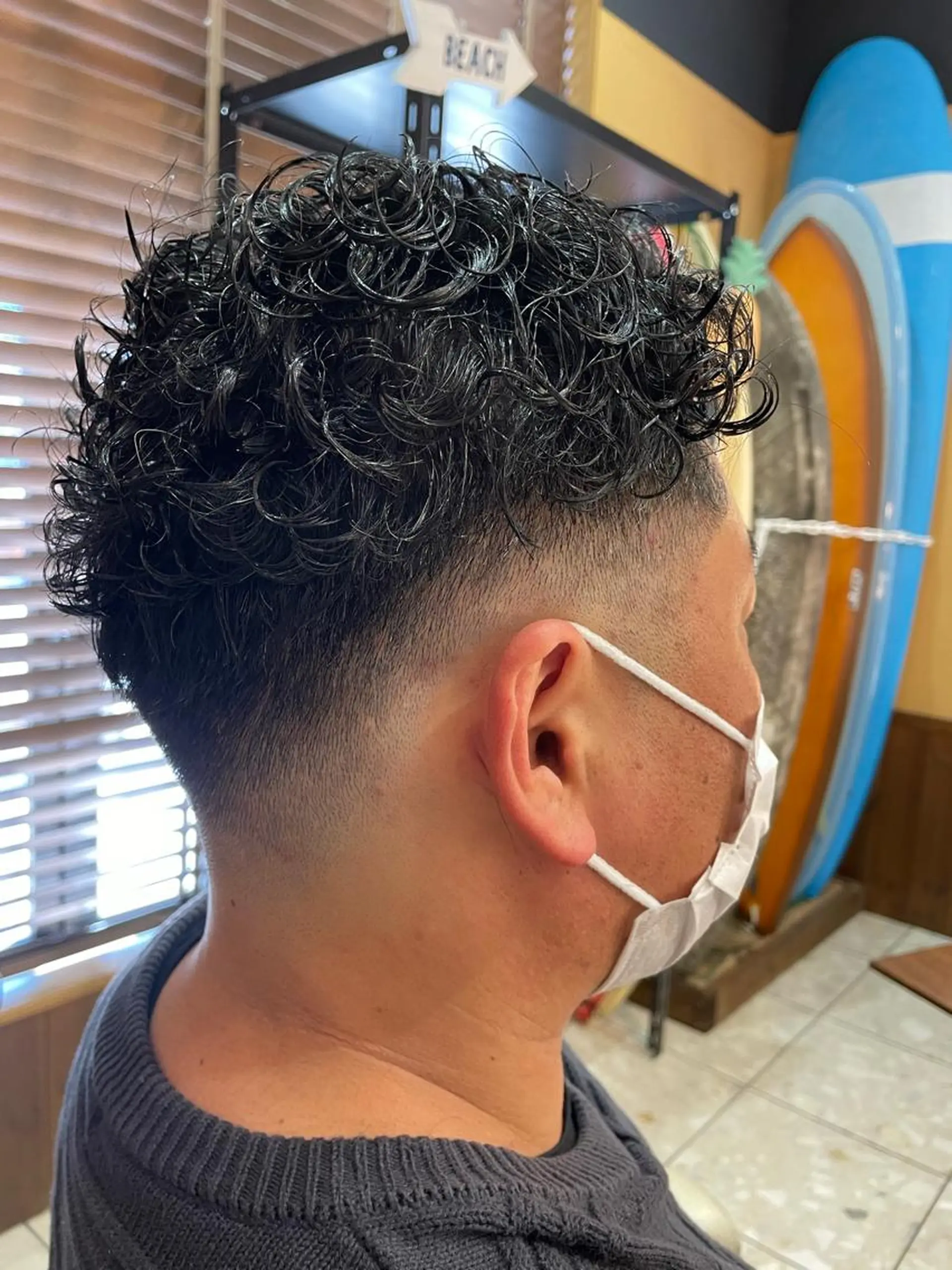 パーマ メンズ メンズパーマ カット パーマ 飯泉/メンズカラー ツイスパ/メッシュのヘアスタイル