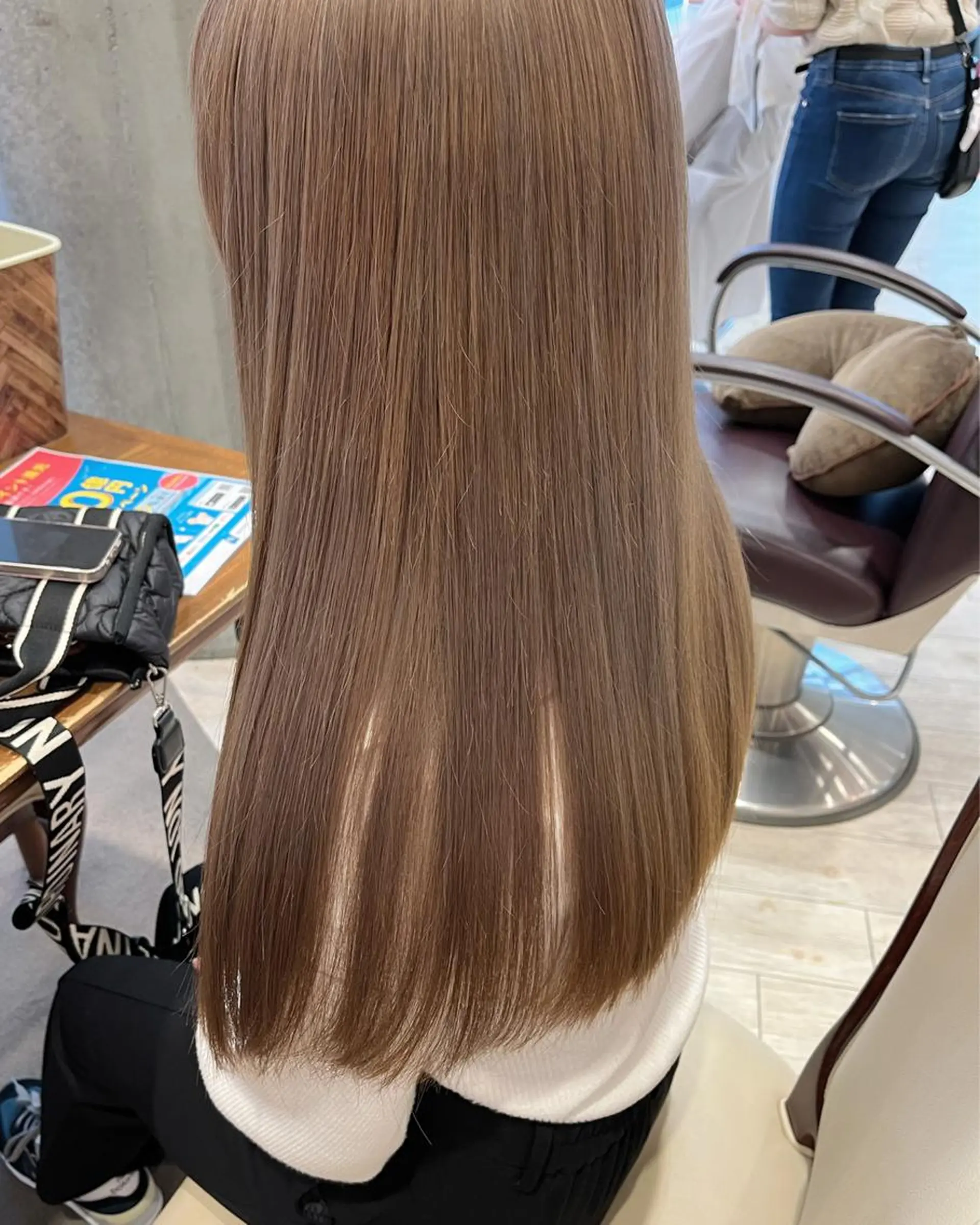 ロング カラー ブリーチ ヘアカラー トリートメント サソウ ユリエ🥥のヘアスタイル