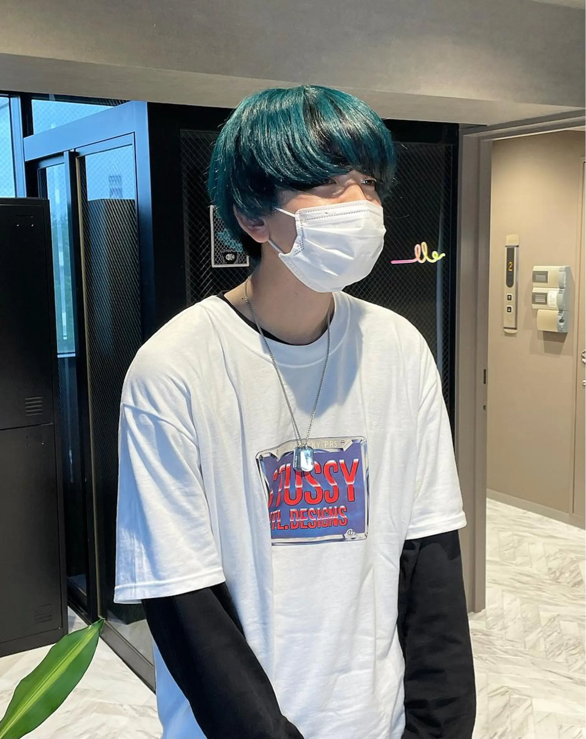 ショート カラー メンズ さと ちはるのヘアスタイル