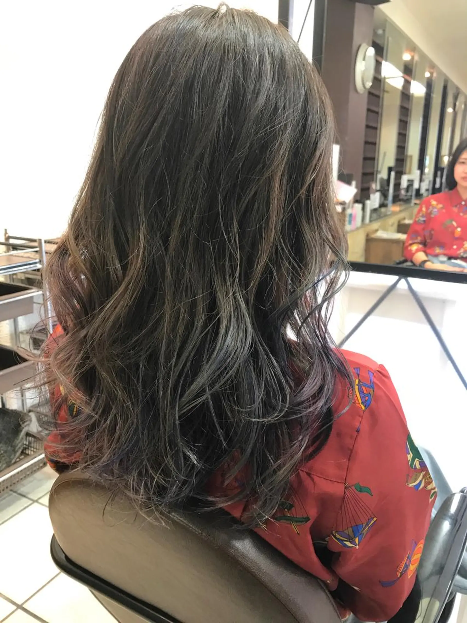 セミロング カラー シールエクステ⭐️ オオミタクヤのヘアスタイル