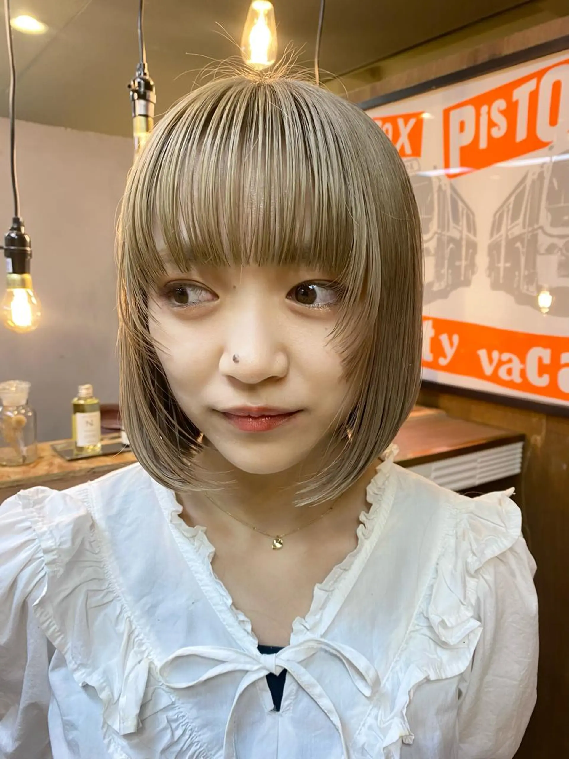 ショート デザインカラー/ボブ ブリーチカラー/ユリのヘアスタイル