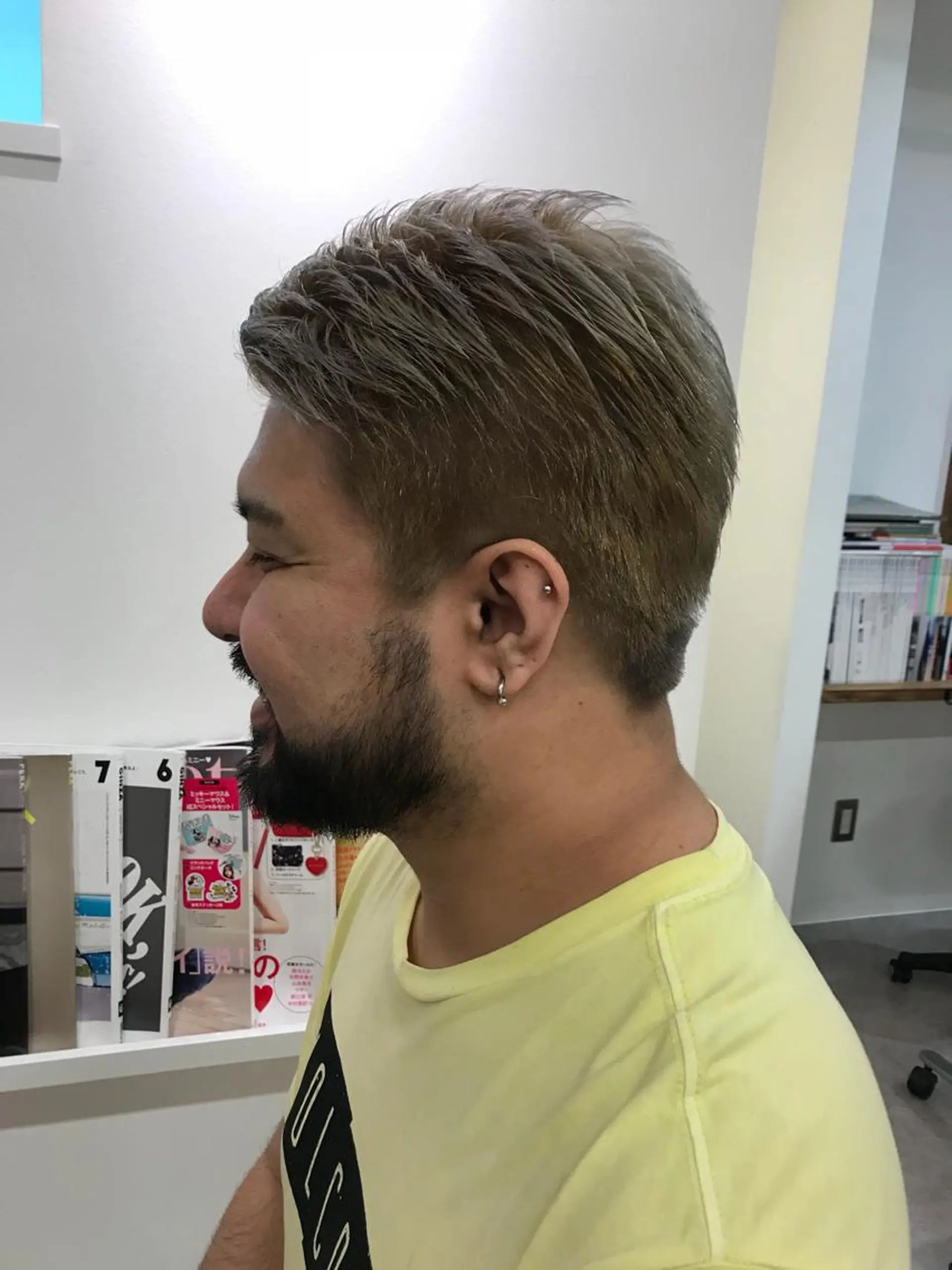 カラー メンズ ri saのヘアスタイル