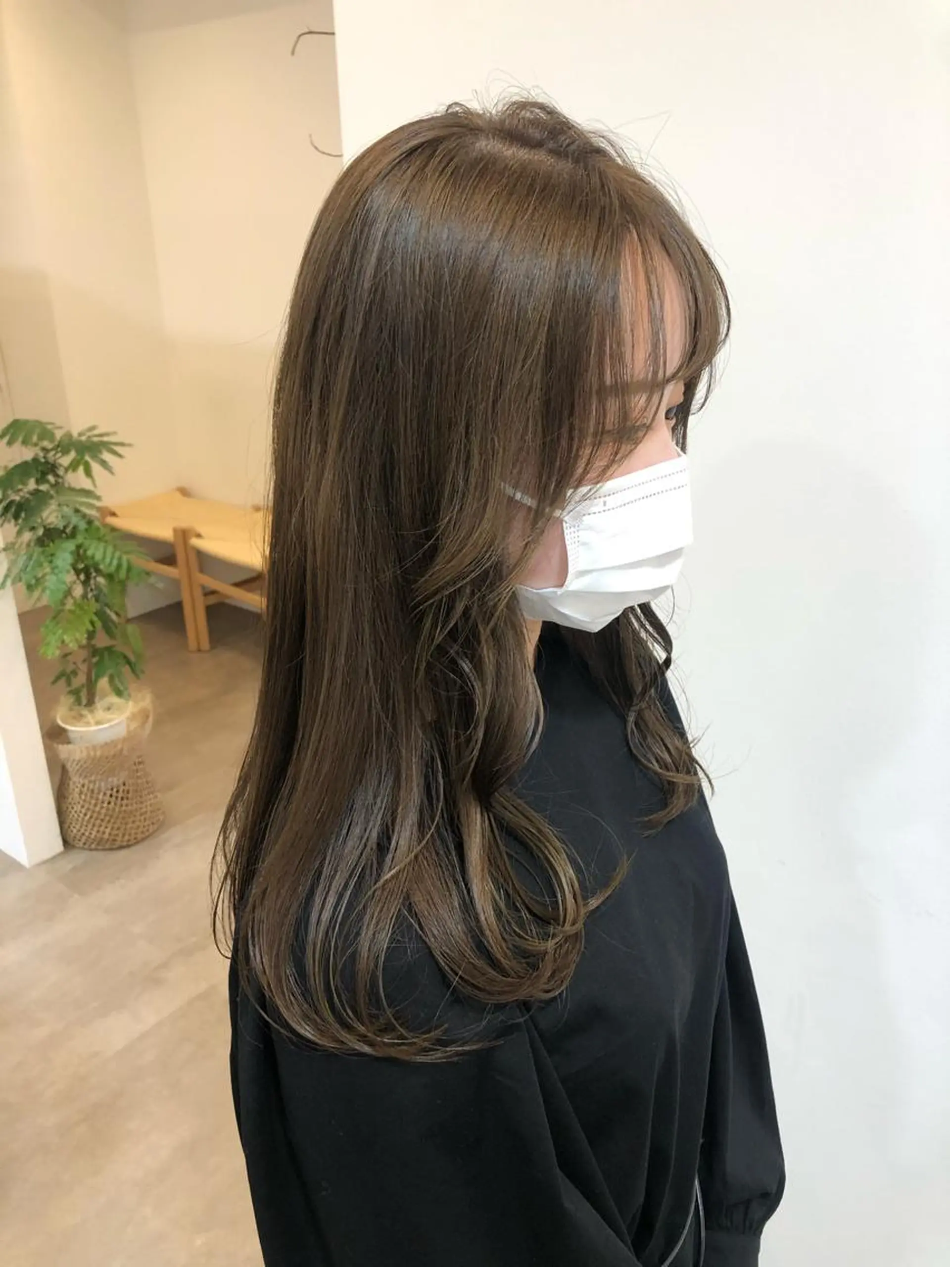カラー ベージュカラー オリーブベージュ 大迫 江梨のヘアスタイル