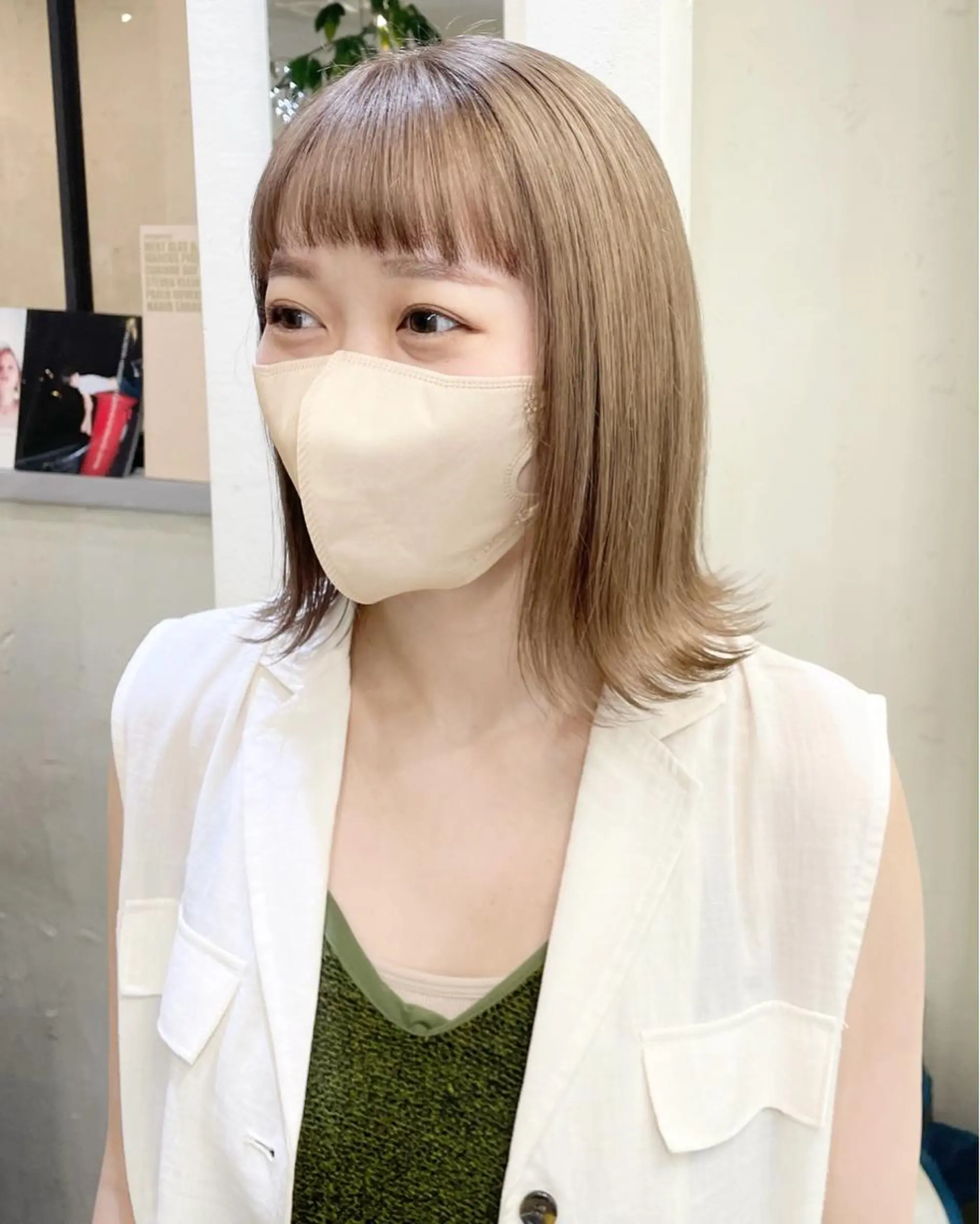 ミディアム カラー ベージュカラー カノン/透明感カラー /酸性ストレートのヘアスタイル