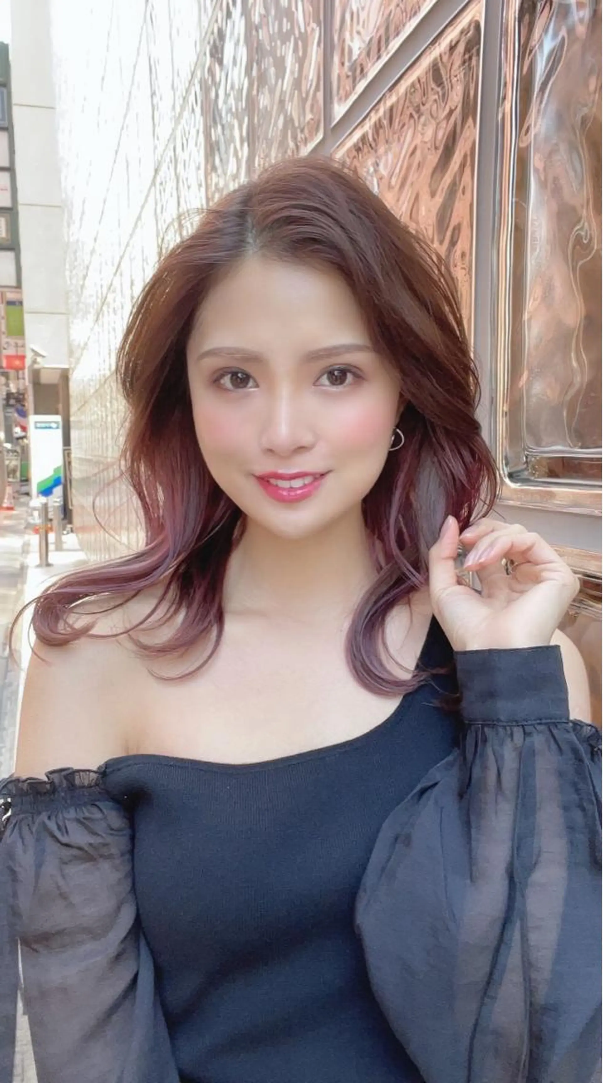 ミディアム ヘアカラー トリートメント レイヤーカット /透明感カラー西田のヘアスタイル