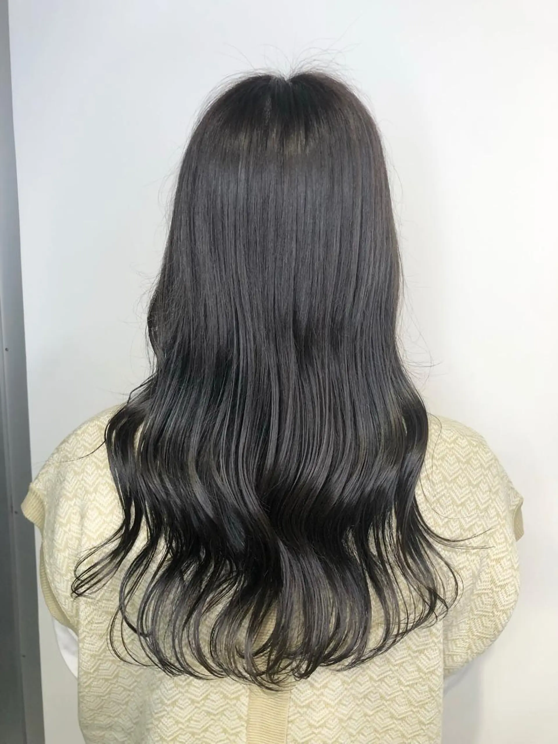 ロング カラー ヘアアレンジ ｲﾝﾅｰｶﾗｰ屋さん 🫧伊藤拓実のヘアスタイル