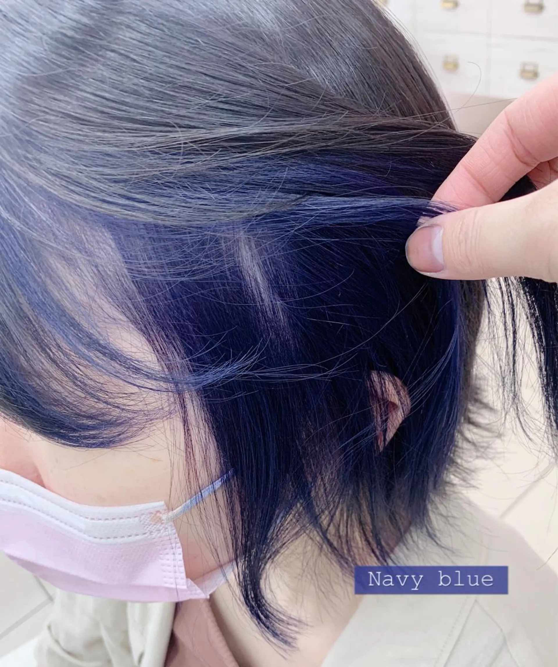 ショート カラー ミストバング ブリーチ ブルーカラー  フェイスフレーミング ネイビーカラー ヘアカラー ✂︎レディース のメンズカット屋さんのヘアスタイル