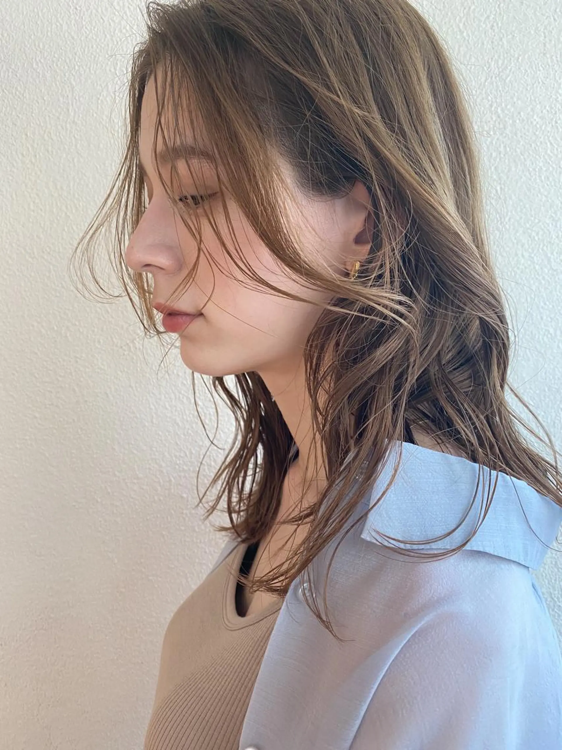 ミディアム くびれヘア 顔周りカット 小顔カット トリートメント 【1日2名様限定】 AFLOAT白川雄副のヘアスタイル