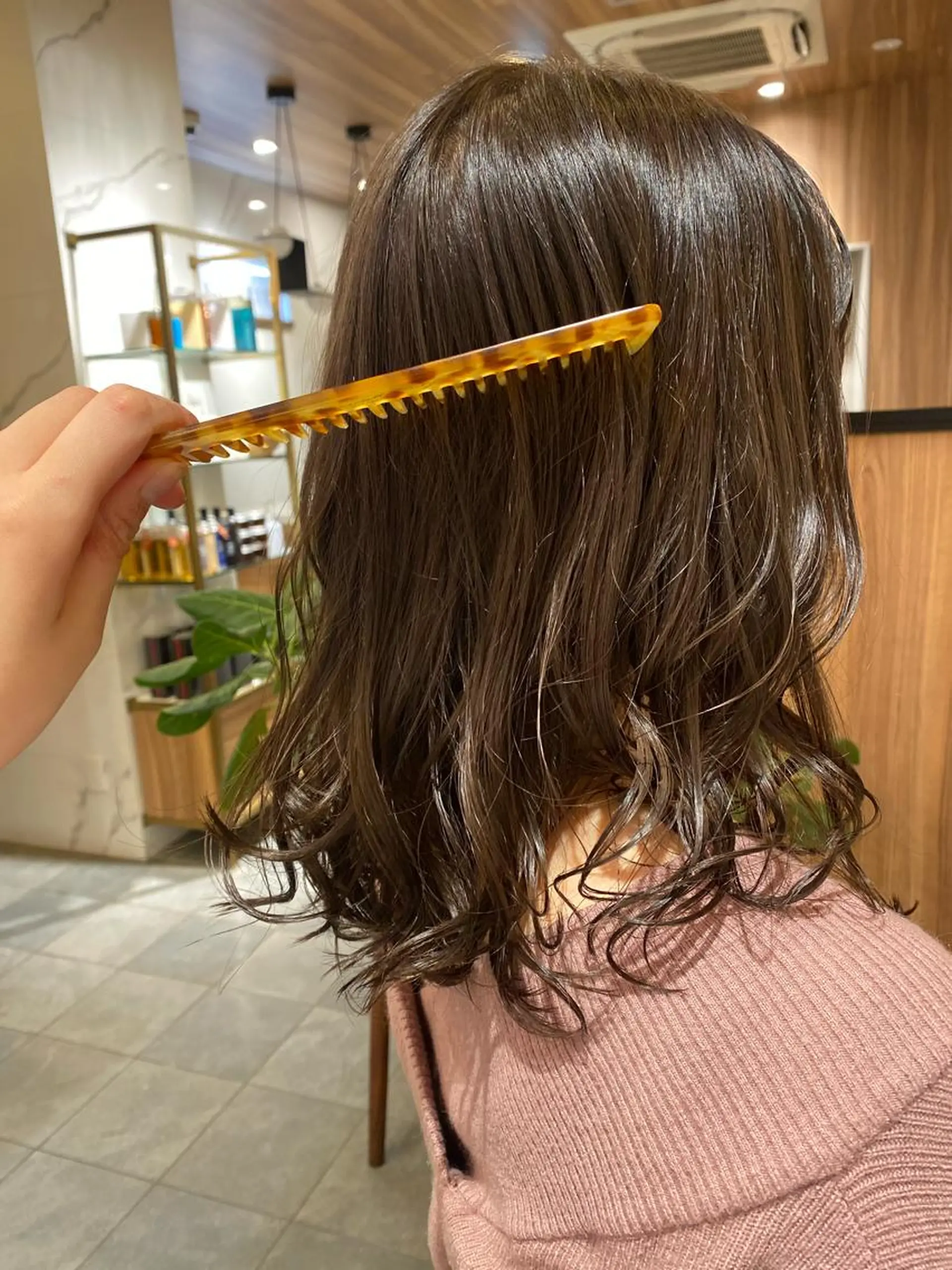 セミロング カラー 門崎未依/レイヤー/ メンズカット🪿🌼のヘアスタイル