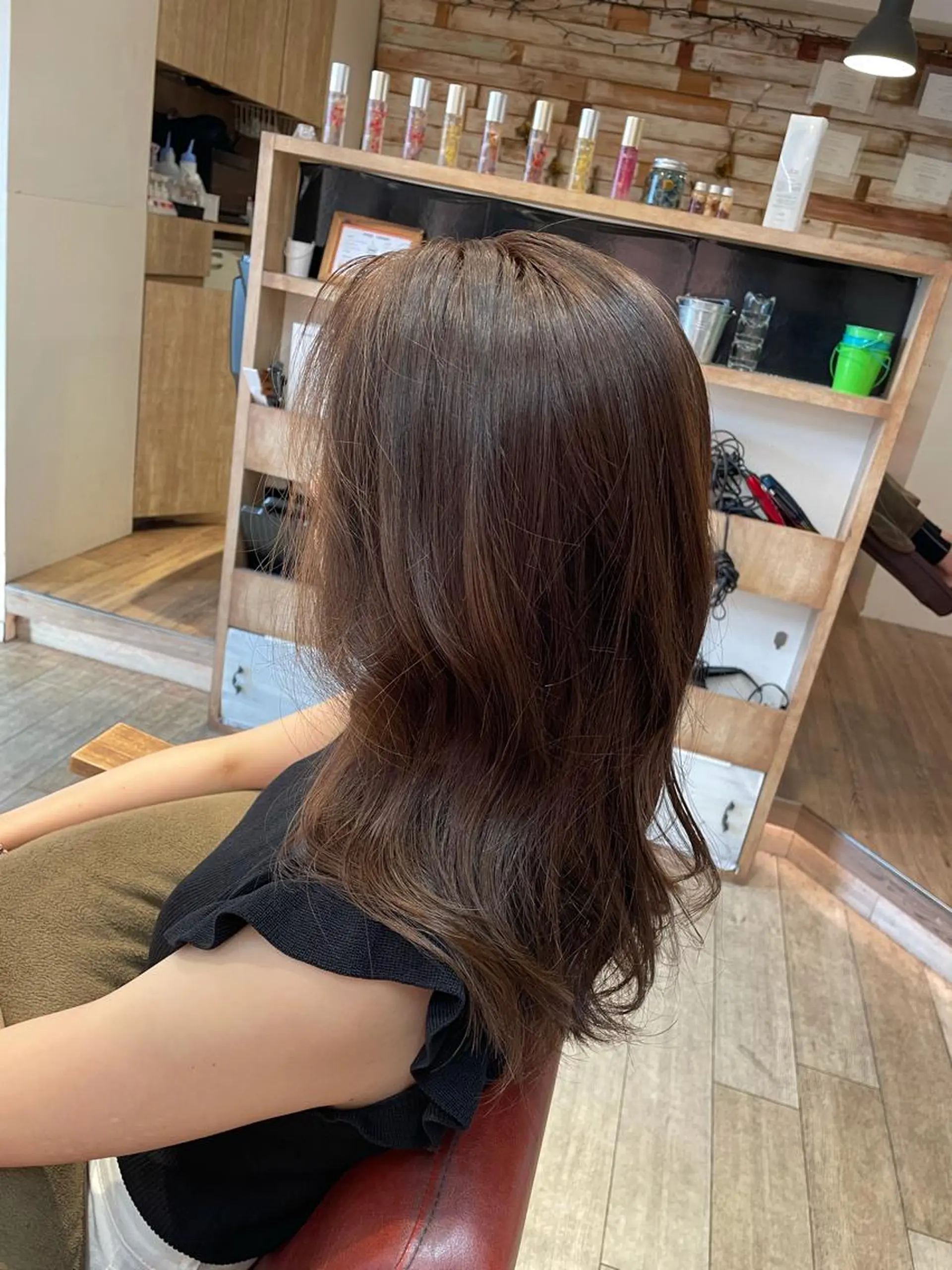 セミロング カラー ベージュカラー トリートメント なりたいを叶えます! 出口 紗依のヘアスタイル
