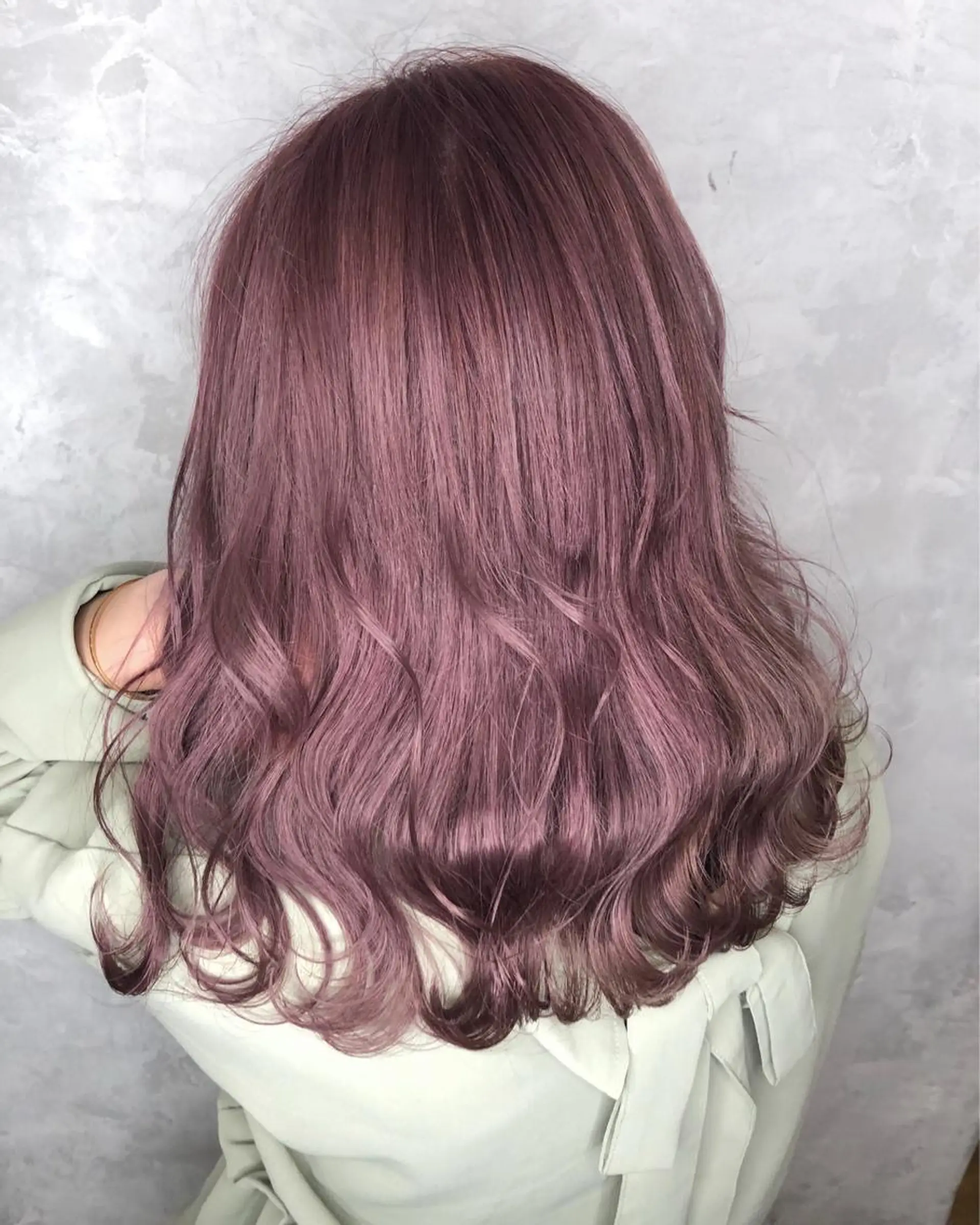 ミディアム カラー ヘアアレンジ ヘアカラー トリートメント 遠藤 拓馬のヘアスタイル