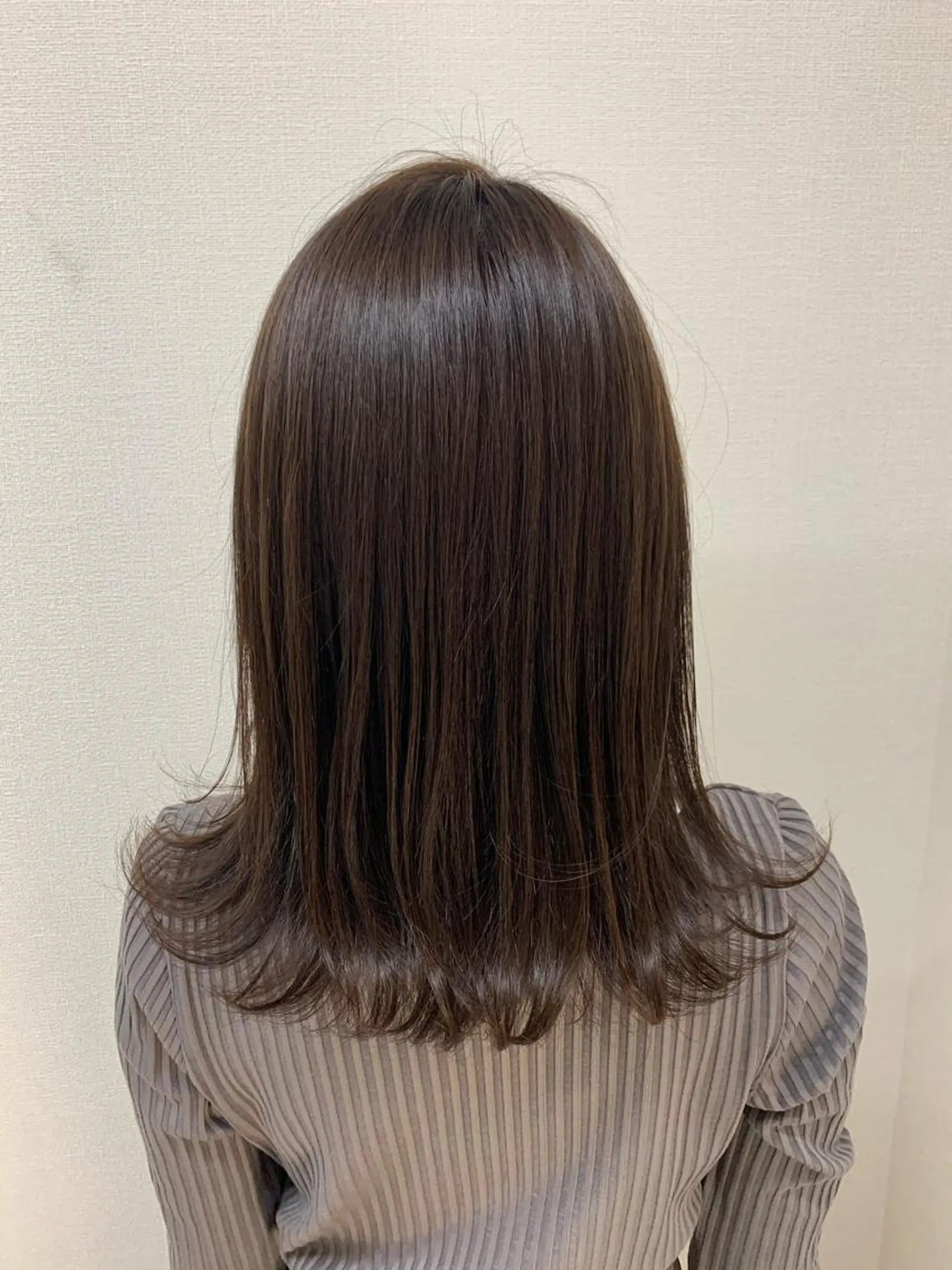 セミロング カラー カット ヘアカラー トリートメント ヘッドスパ 🫧透明感カラー🫧 美髪矯正🫧チサトのヘアスタイル