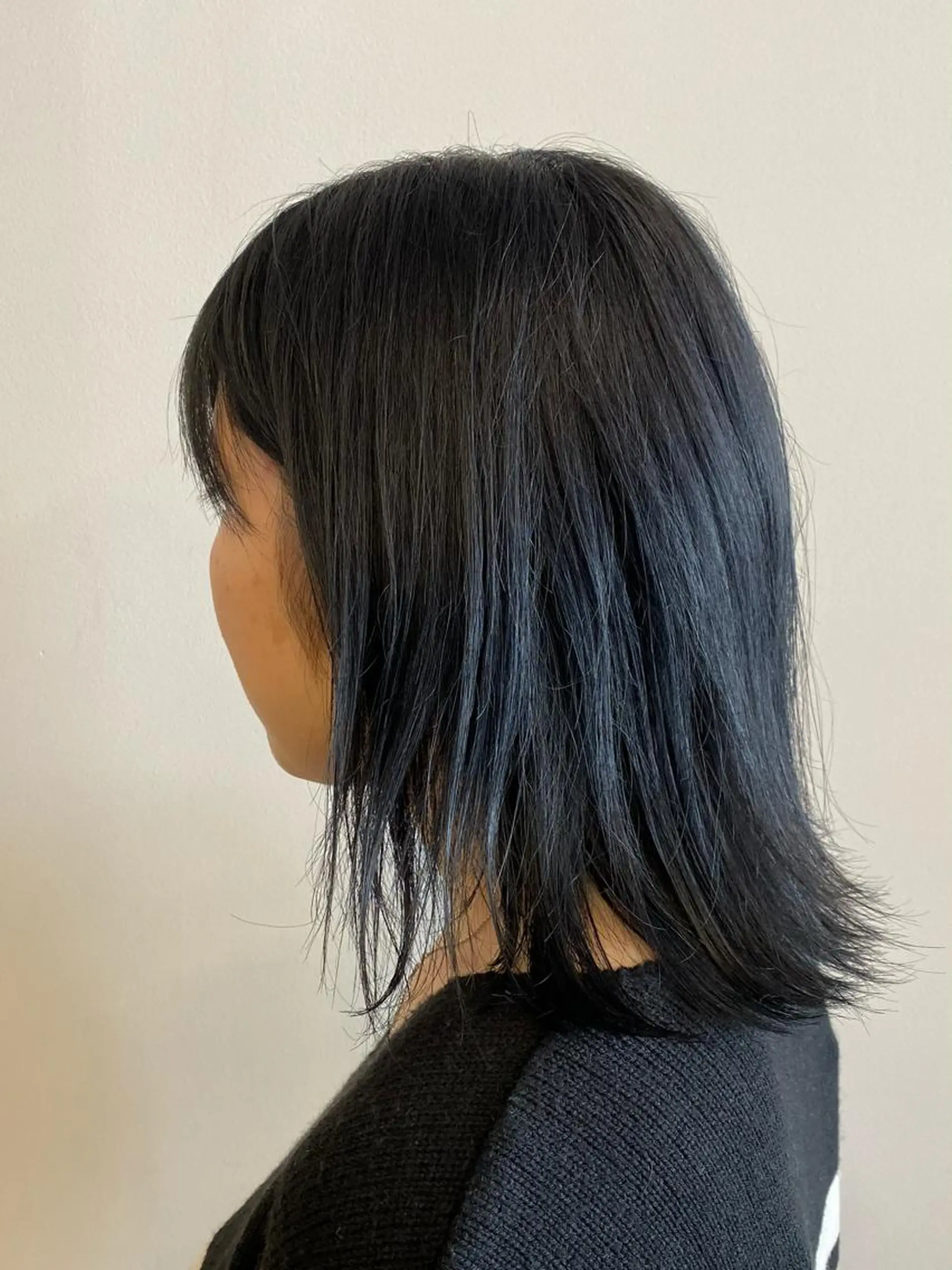 ミディアム カラー ブルーカラー 切りっぱなしロブ ヘアカラー トリートメント デザインカラー🌈 高木リョウのヘアスタイル