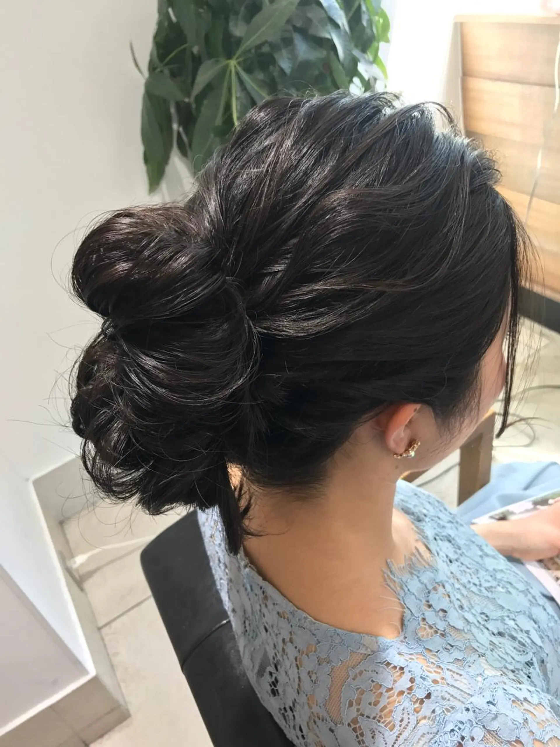 セミロング ヘアアレンジ shi hoのヘアスタイル