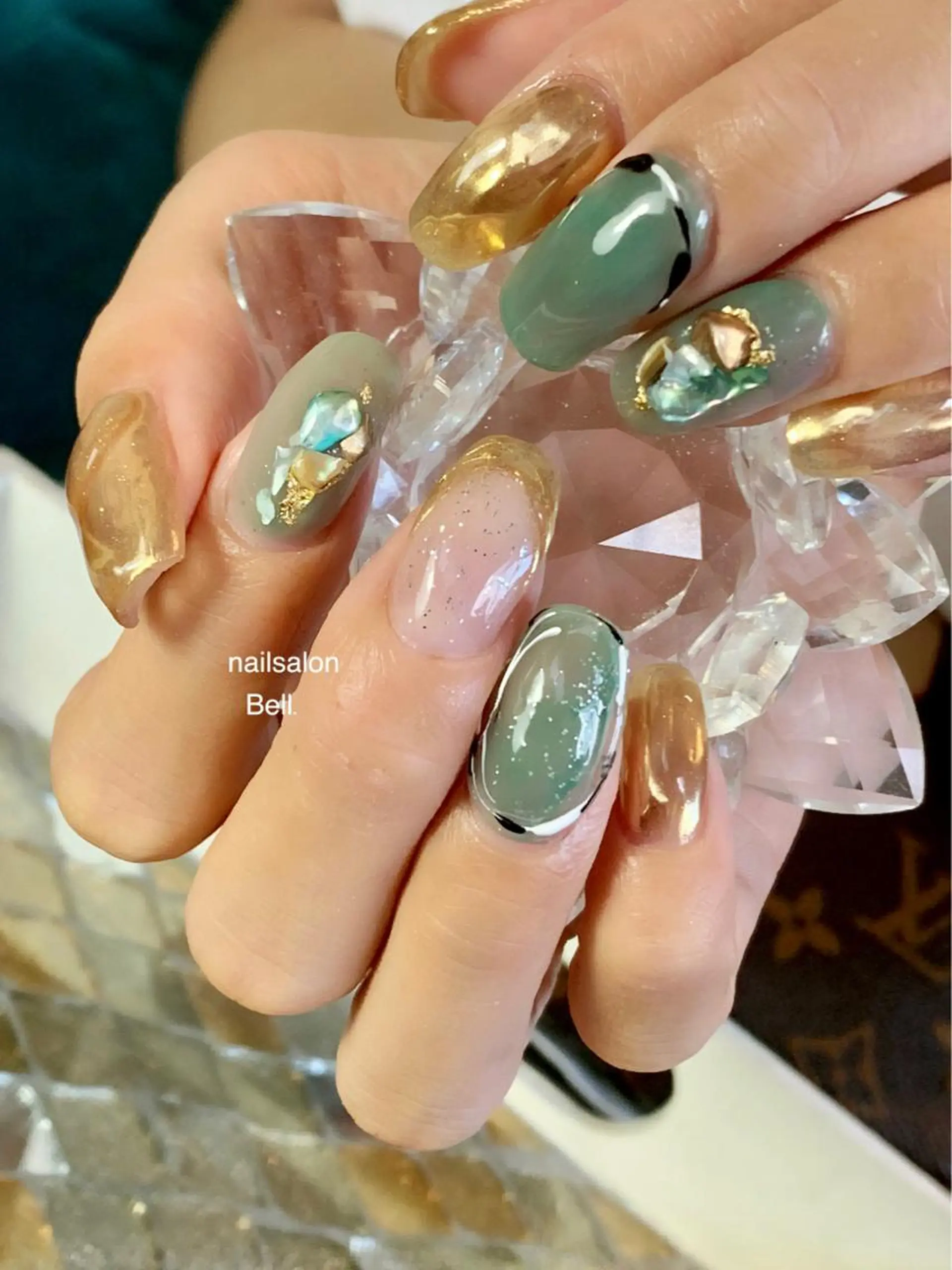 ネイル ハンドネイル Y. Reonaのネイルデザイン