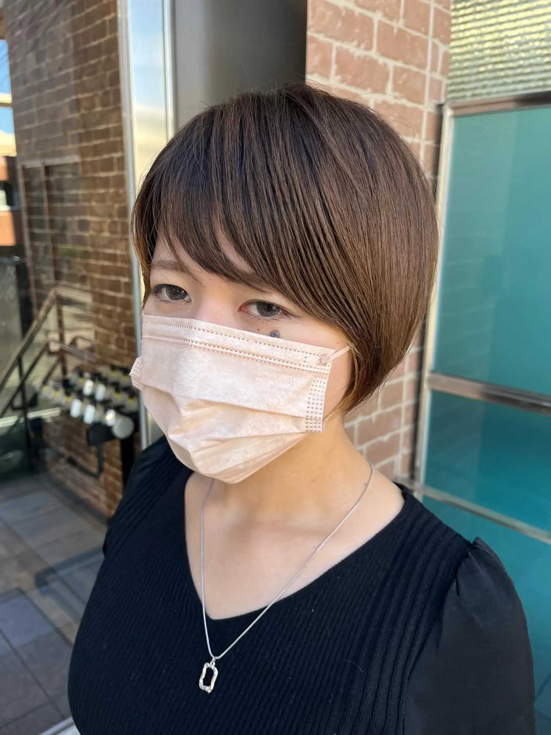 ショート カラー パーマ ヘアアレンジ メンズ キッズ ネイル マツエク・マツパ アイブロウ メンズハイライト メンズパーマ ブラウンカラー ケアカラー 透明感カラー 久木原 ゆりのヘアスタイル