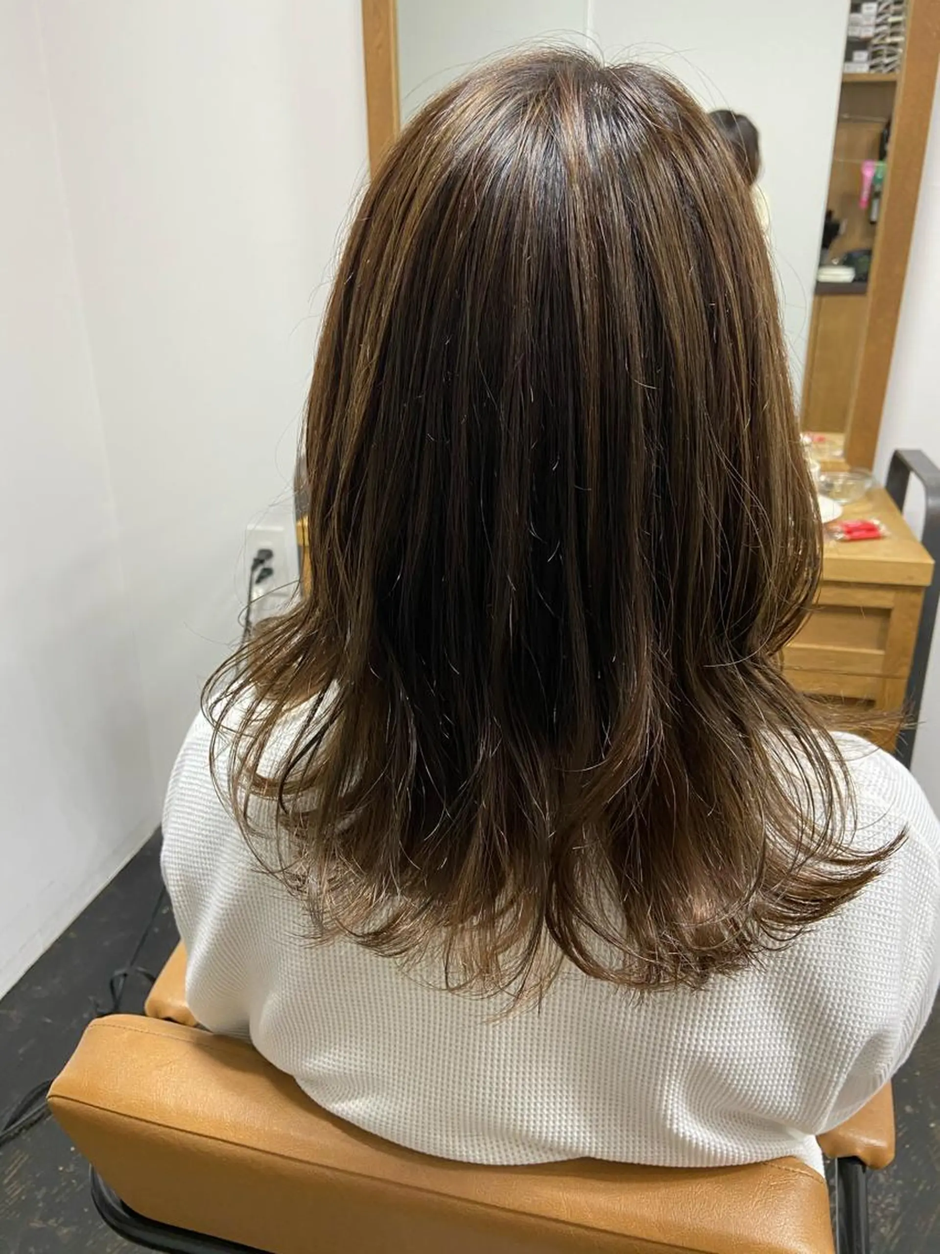 セミロング カラー アッシュ グラデーションカラー ハイライトカラー ハイライト sato harunaのヘアスタイル