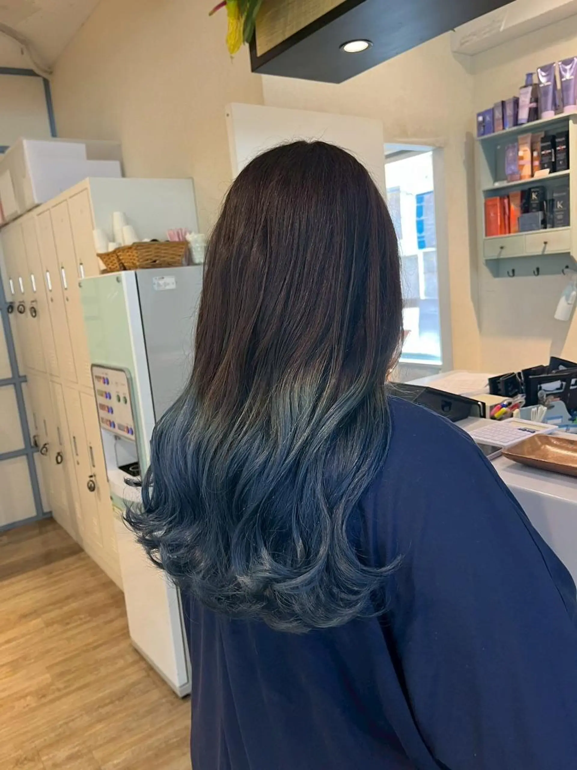 セミロング カラー セミロングパーマ バレイヤージュ ブリーチ ダブルカラー ハイライトカラー N° +aero 横浜のヘアスタイル