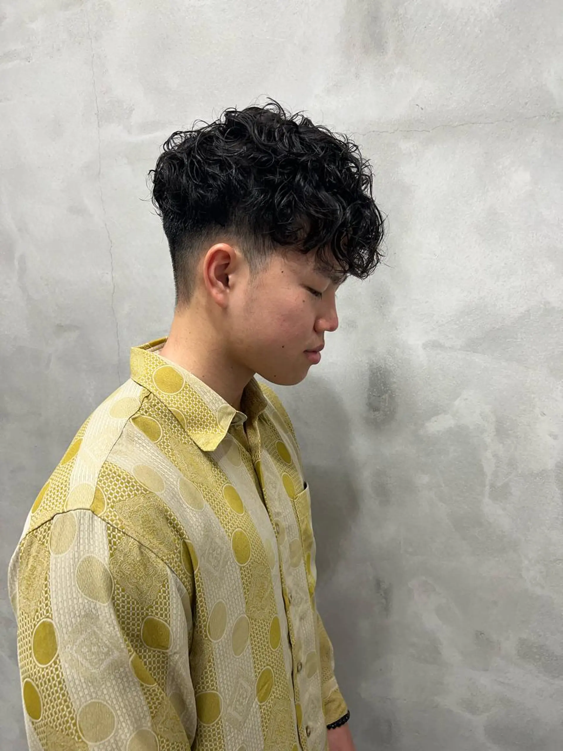 ショート パーマ メンズ スペインカール 村山 豪歩のヘアスタイル