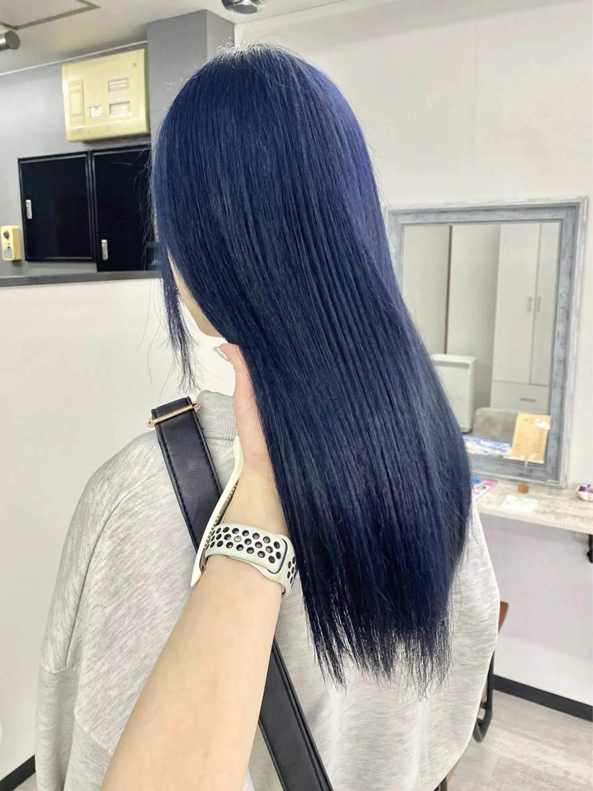 カラー 【BIBBIDI】 MIKIのヘアスタイル