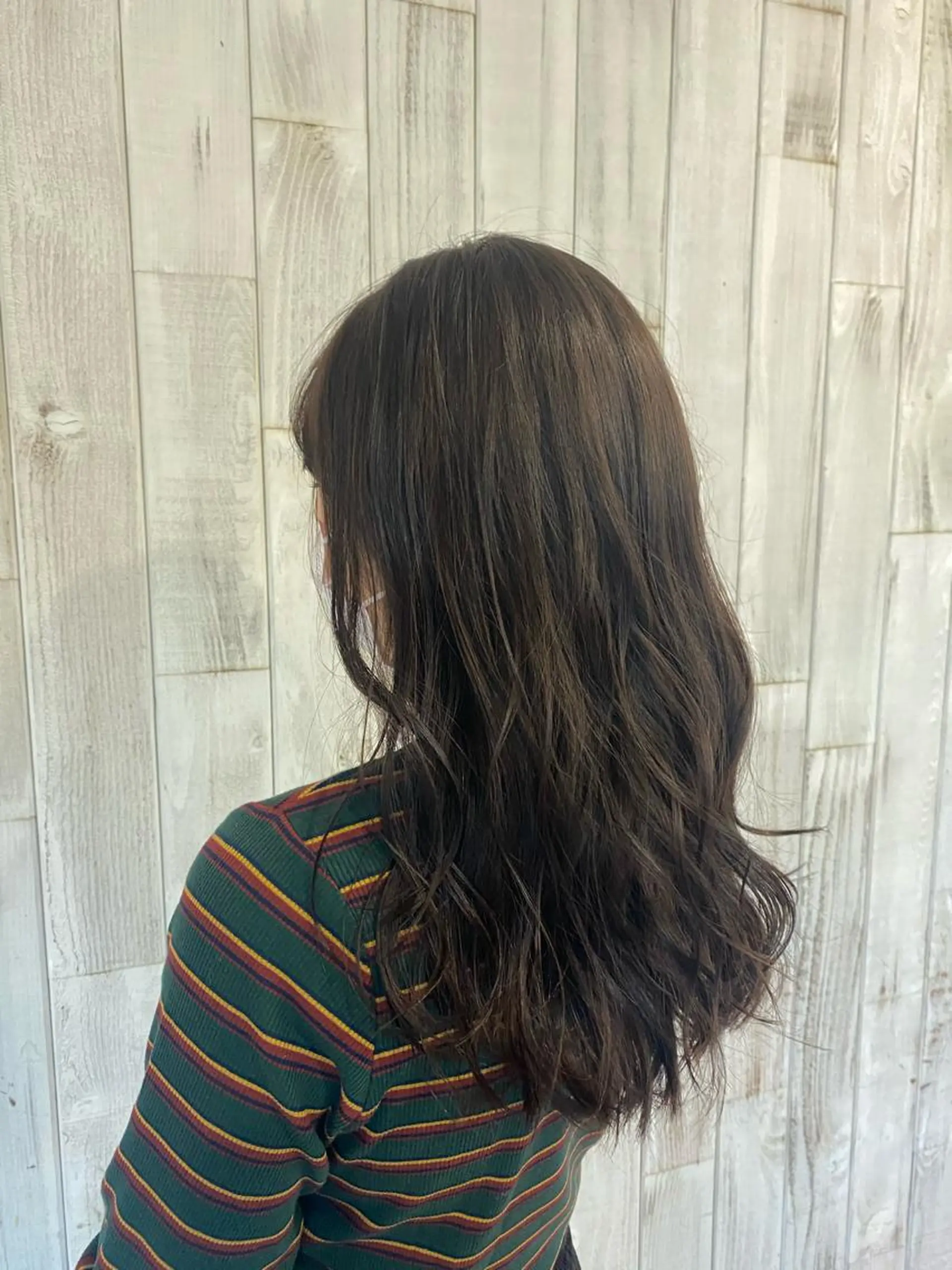 ロング カラー ベージュカラー 透明感カラー カット ヘアカラー いずみ かえでのヘアスタイル