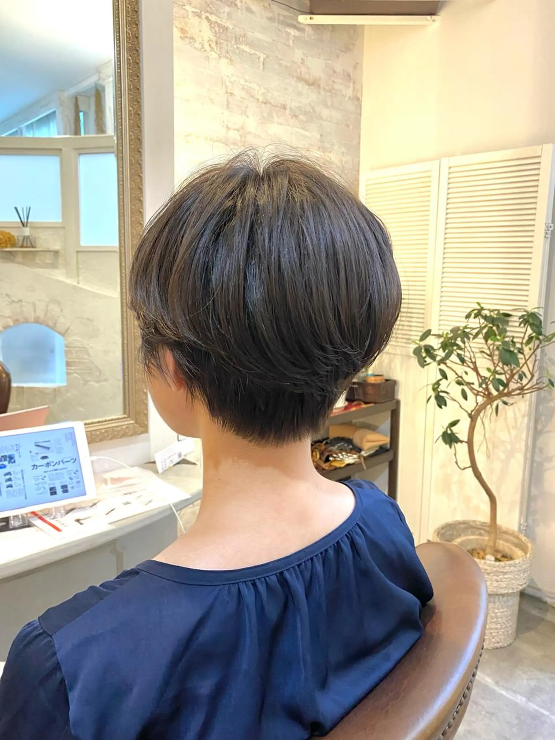 ショート ショートヘア 福嶋 愛のヘアスタイル