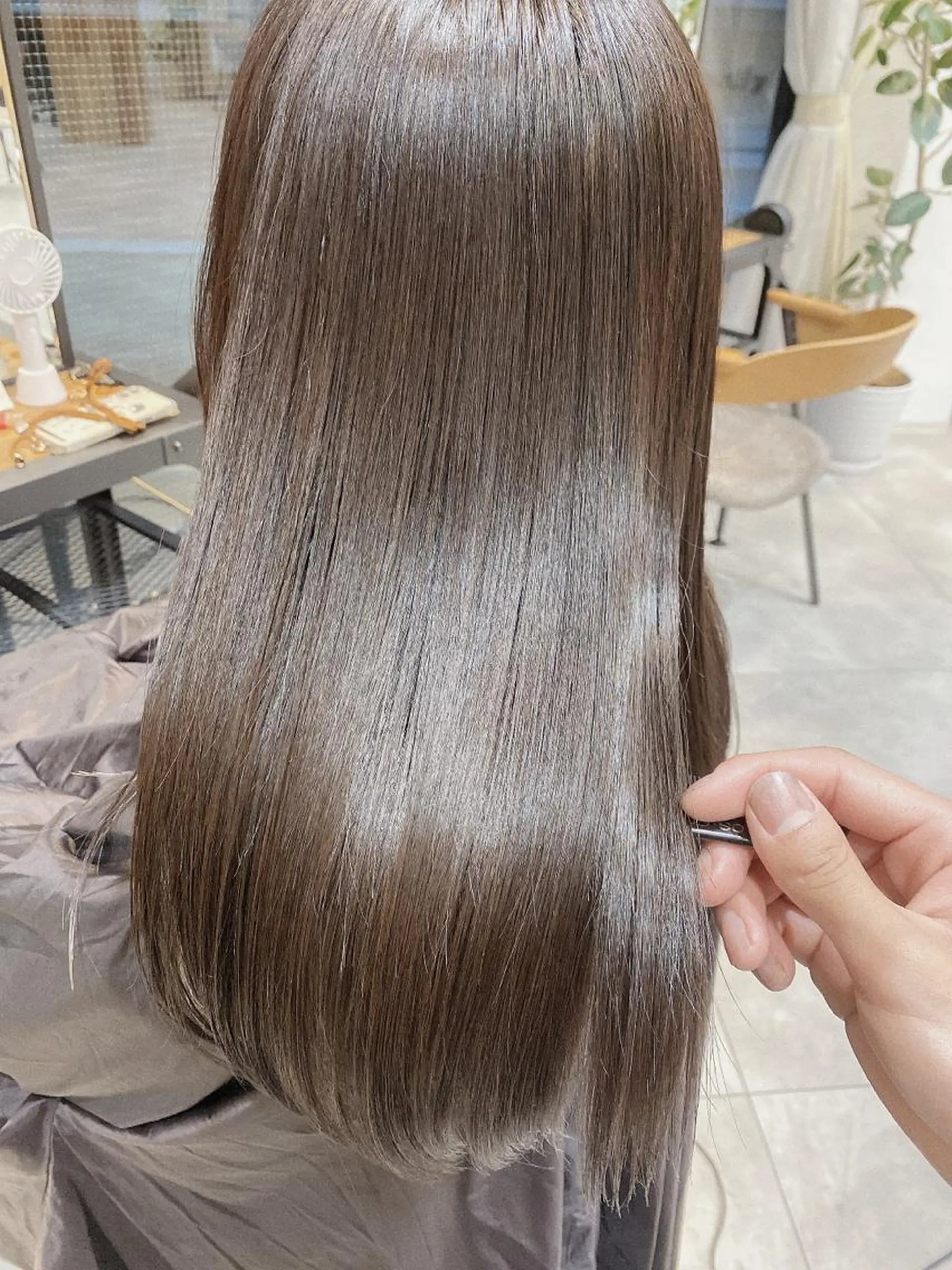 ミディアム ツヤ髪レイヤー/ 顔まわり/kokiのヘアスタイル