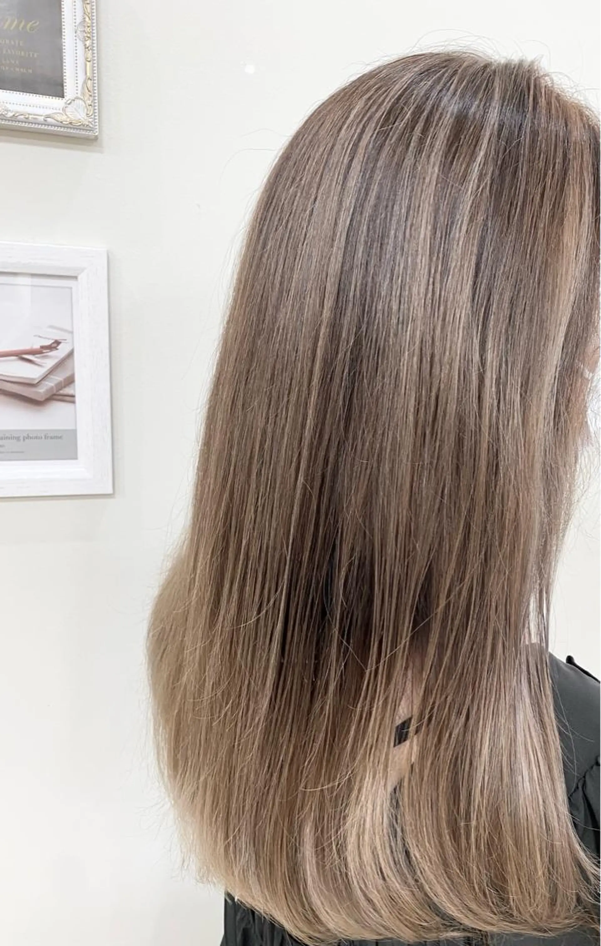 カラー SALOWIN栄 高須大貴のヘアスタイル