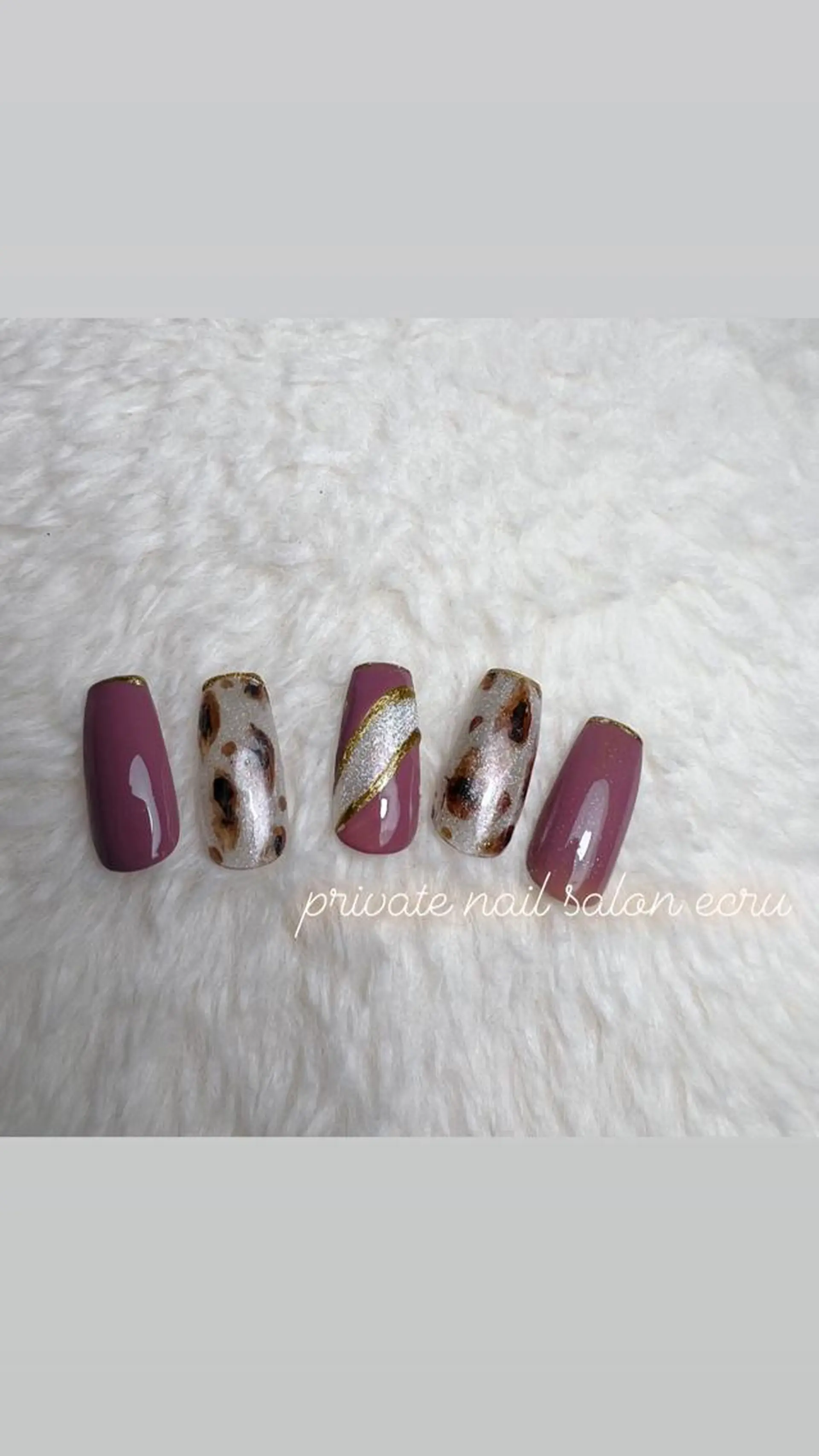 ネイル ecru エクリュのネイルデザイン