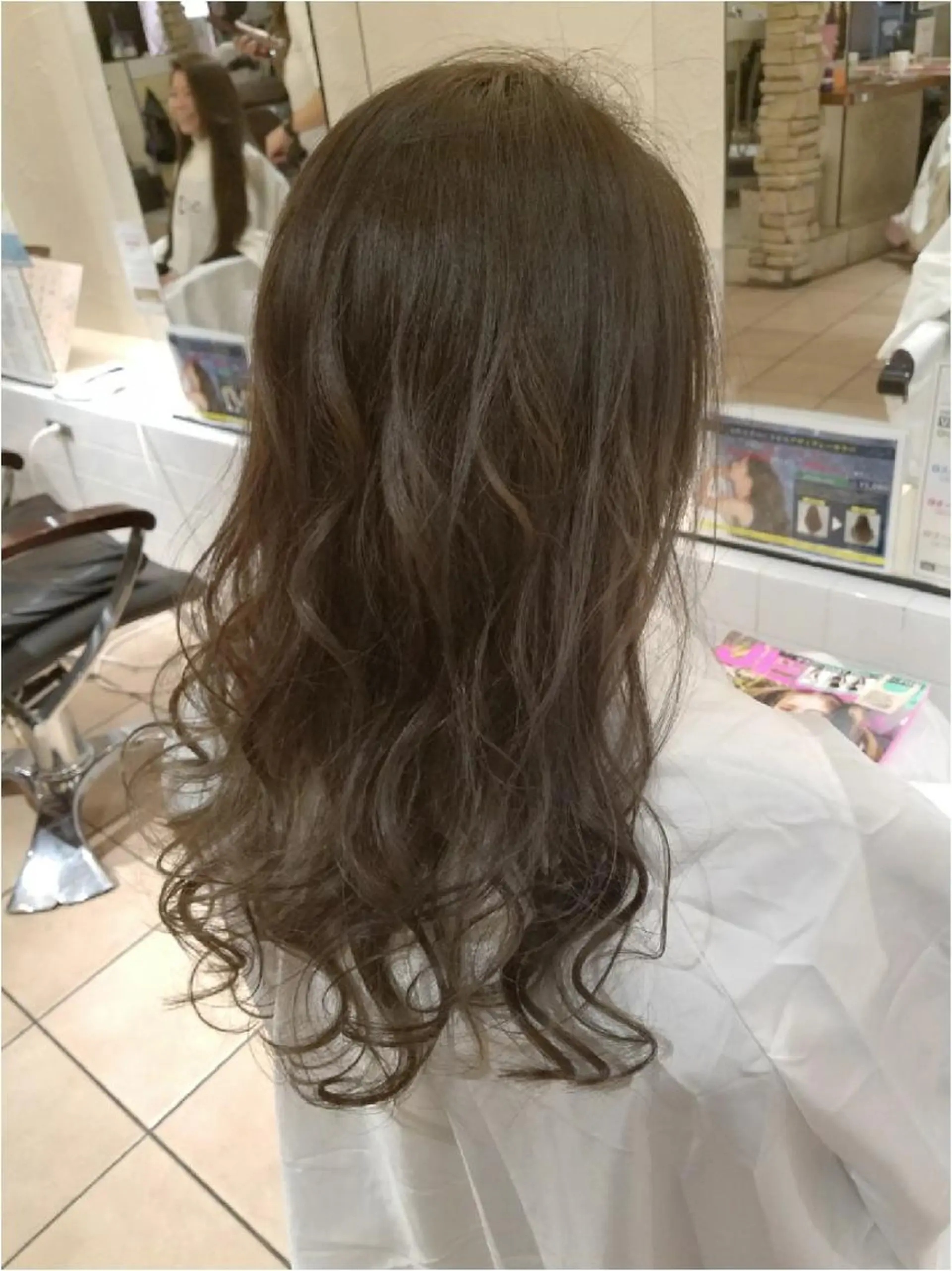 セミロング カラー ヘアアレンジ 【髪質改善美容師】t occa茨木篠原健太のヘアスタイル