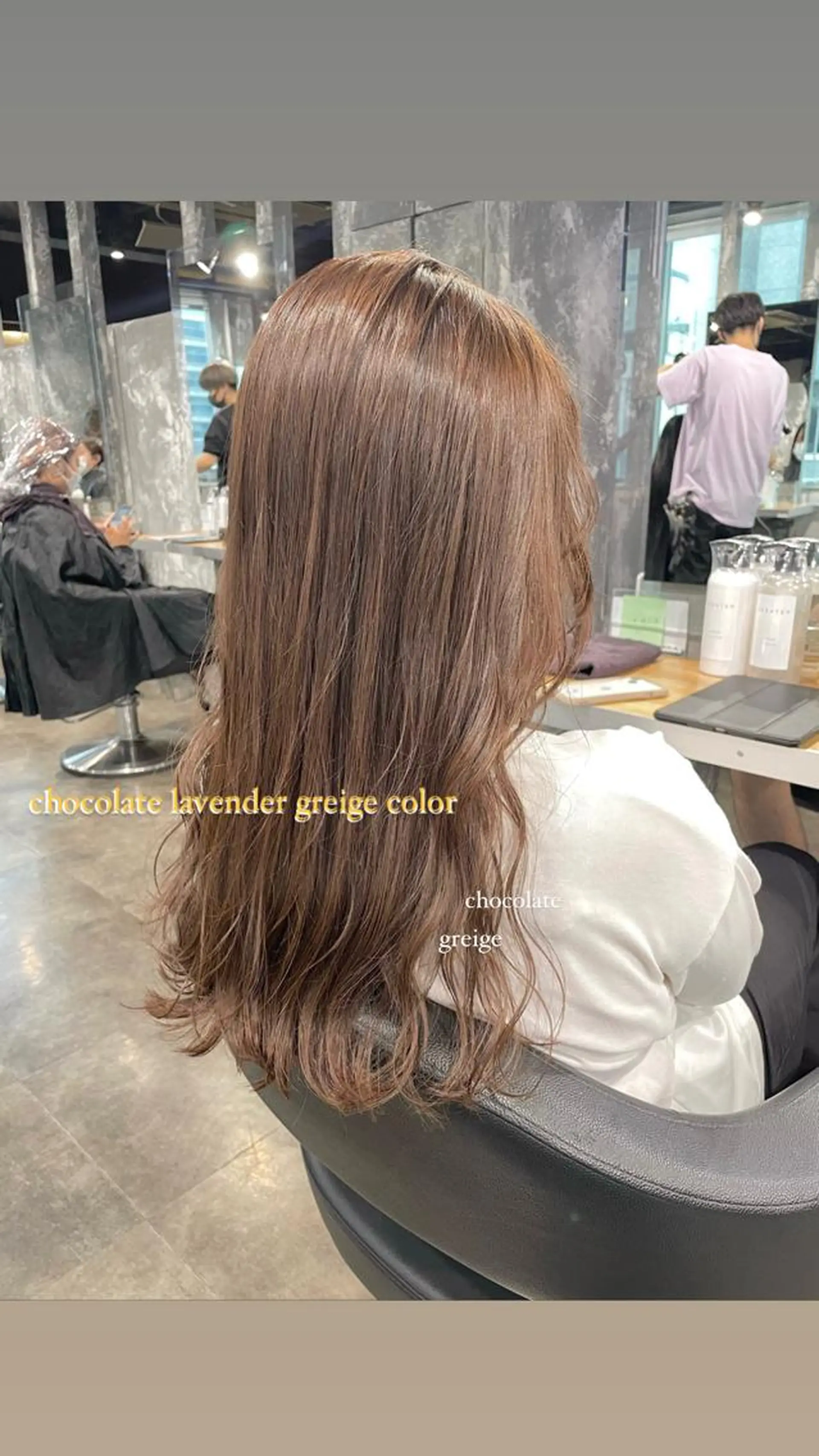 ロング カラー パーマ ヘアアレンジ メンズ キッズ ネイル マツエク・マツパ アイブロウ ヘアカラー トリートメント ヘッドスパ 透明感カラー・レイヤ ー🎀amika🎀のヘアスタイル