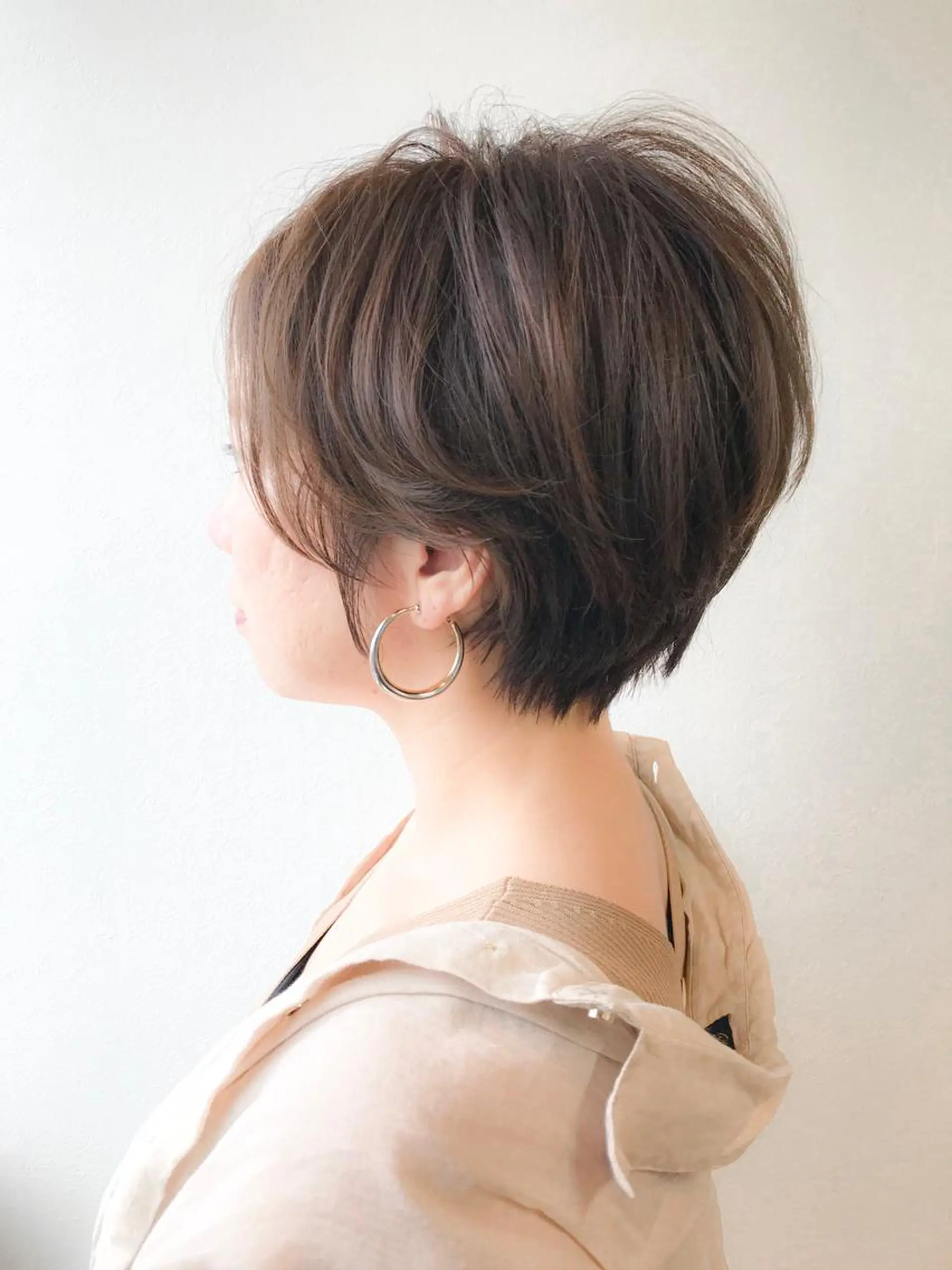 ショート カラー 松本 俊樹のヘアスタイル