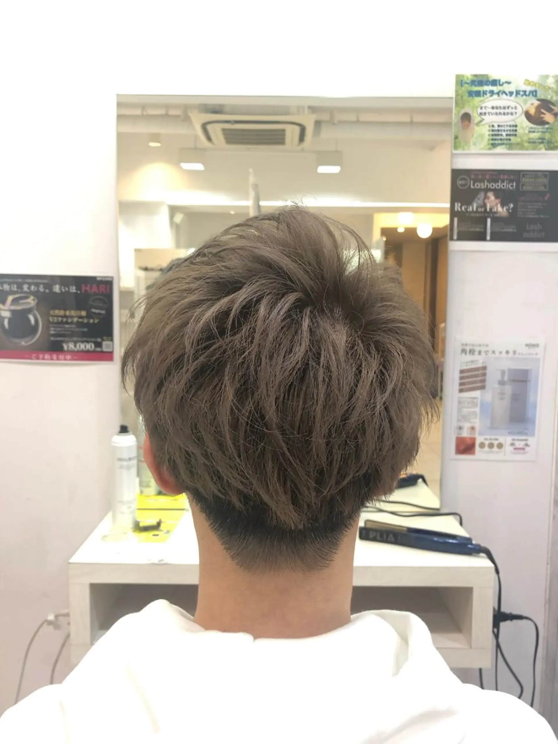 ショート カラー メンズ メンズブリーチ ブリーチ 髪質改善× 白髪ぼかし溝江のヘアスタイル