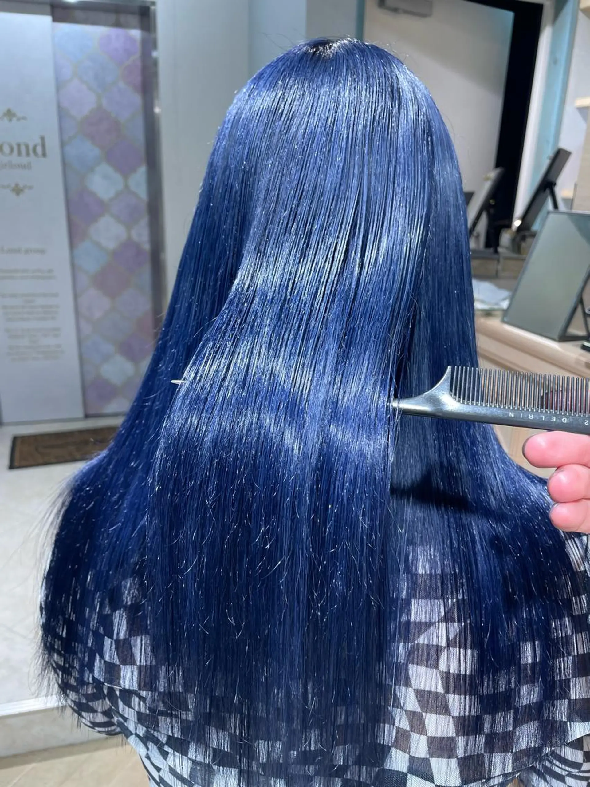 ロング 🥇KEN /レイヤー/カラーのヘアスタイル