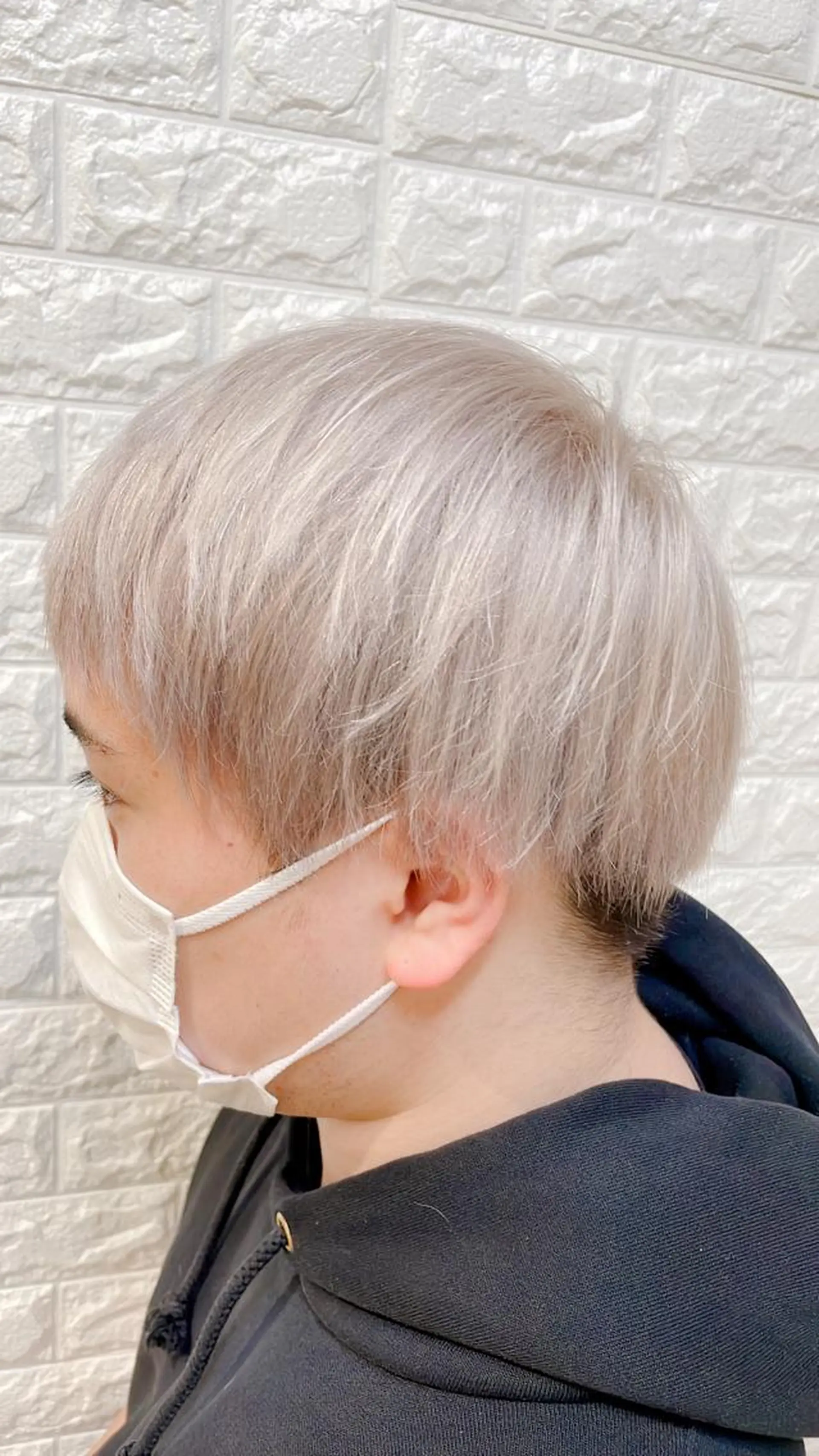 メンズ メンズブリーチ ヘアカラー トリートメント 福森 みずきのヘアスタイル