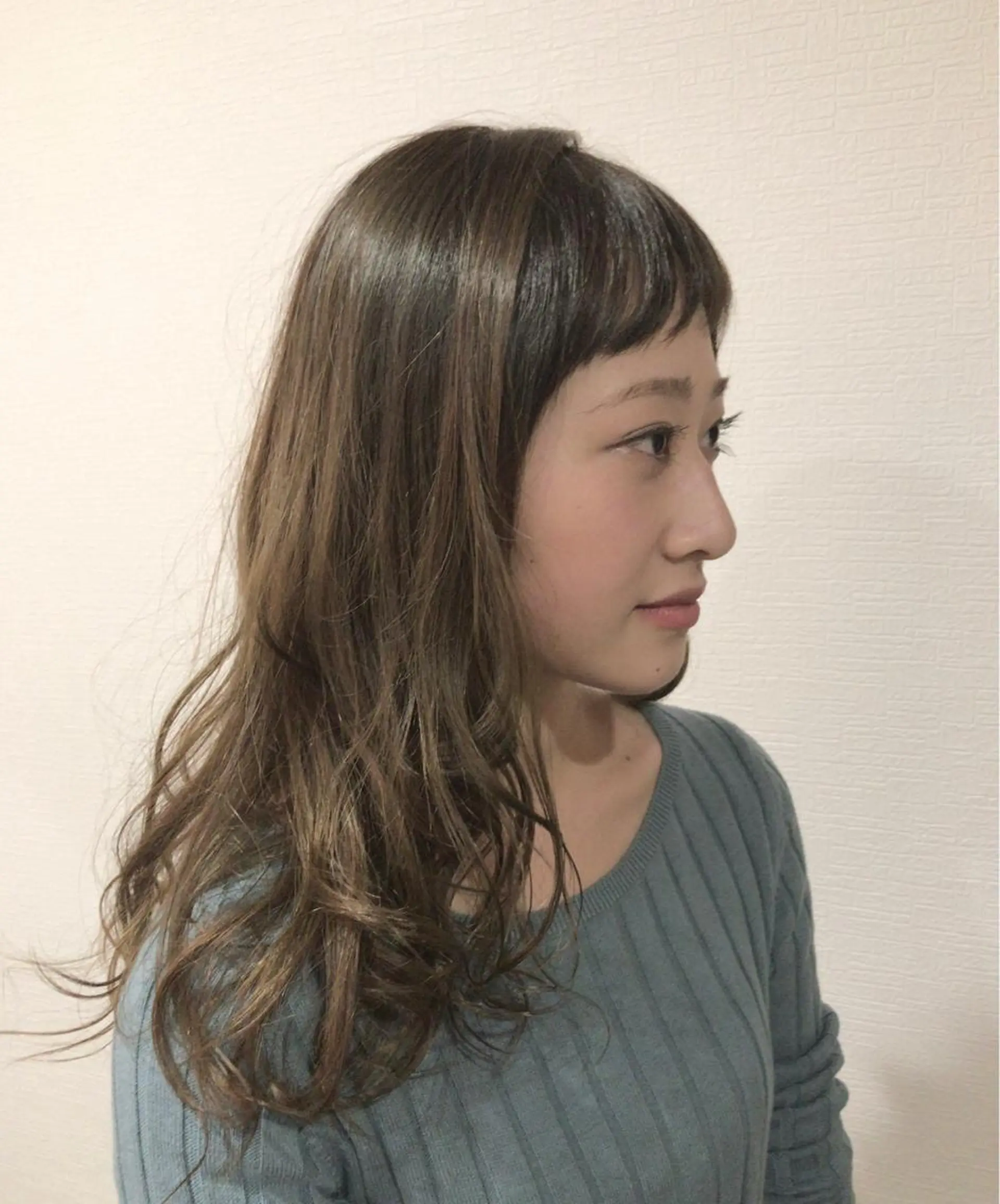 セミロング カラー レイヤーカット匠 イソザキノリユキのヘアスタイル